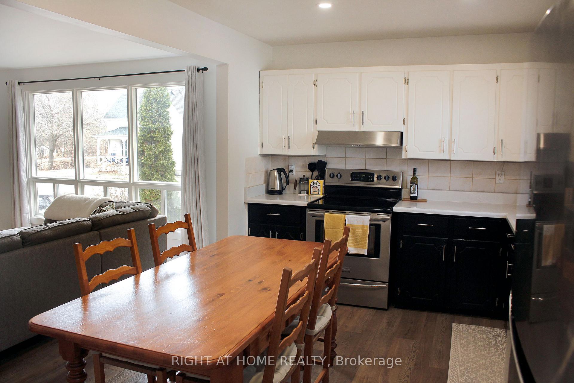 Photo 8 of 59 Consecon Street, Prince Edward County, Wellington Ward — HOMEH