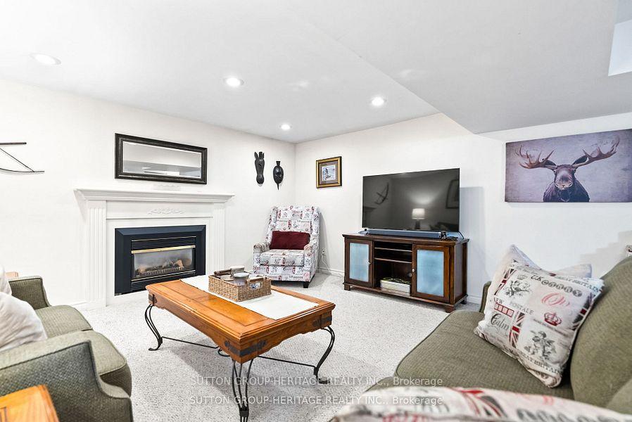 Photo 37 of 232 Kensington Crescent, Oshawa, Centennial — HOMEH