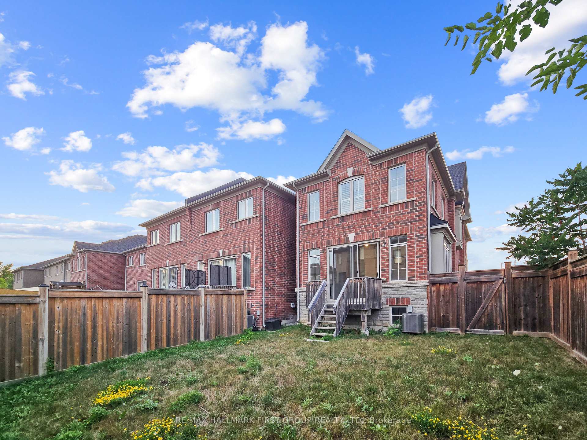 Photo 20 of 275 Shadow Place, Pickering, Rouge Park — HOMEH