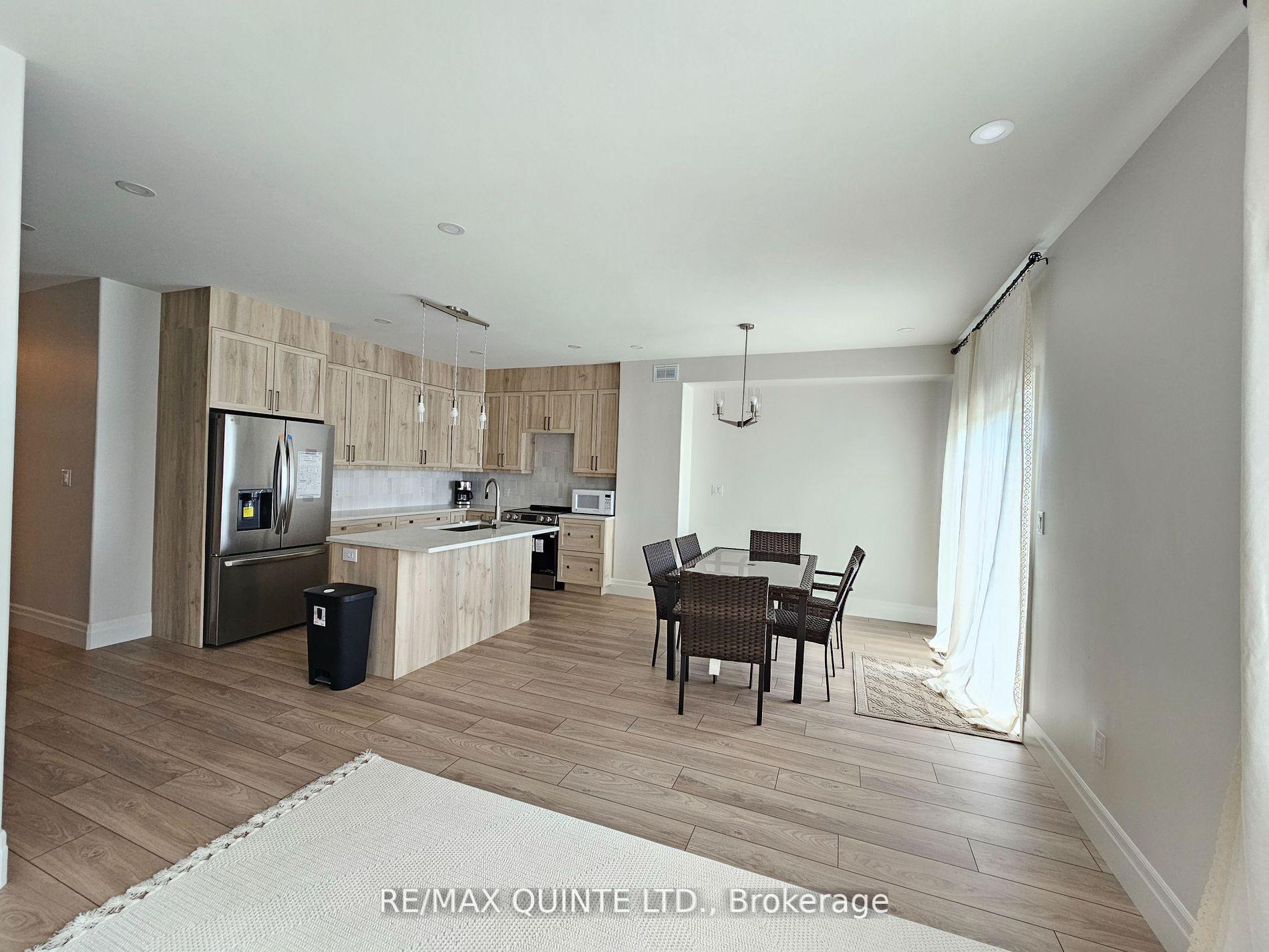 Photo 3 of 217 Beasley Crescent, Prince Edward County, Hallowell Ward — HOMEH
