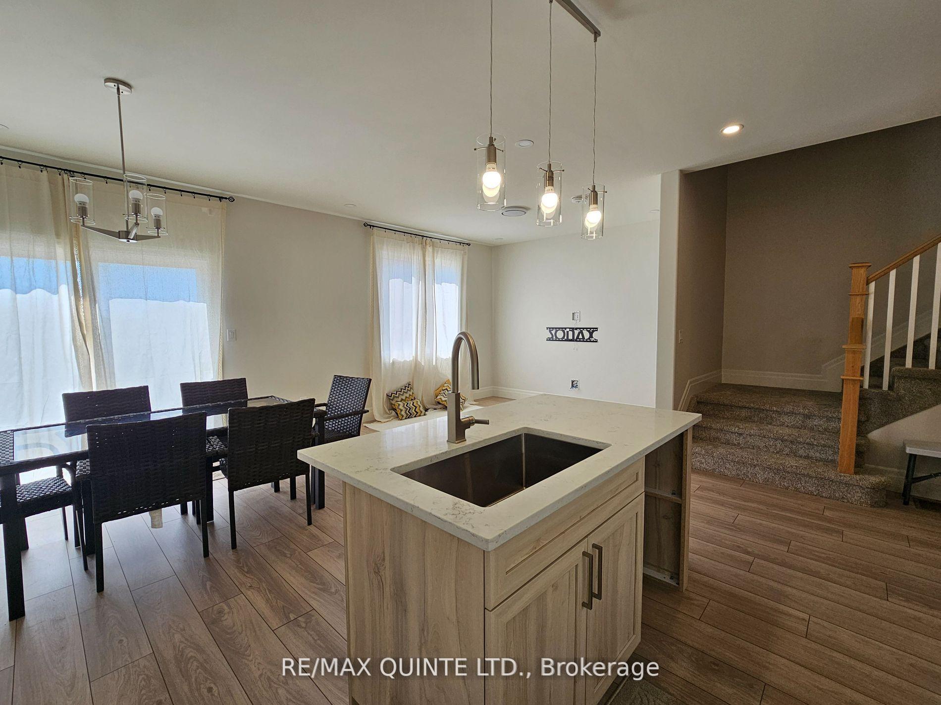 Photo 4 of 217 Beasley Crescent, Prince Edward County, Hallowell Ward — HOMEH
