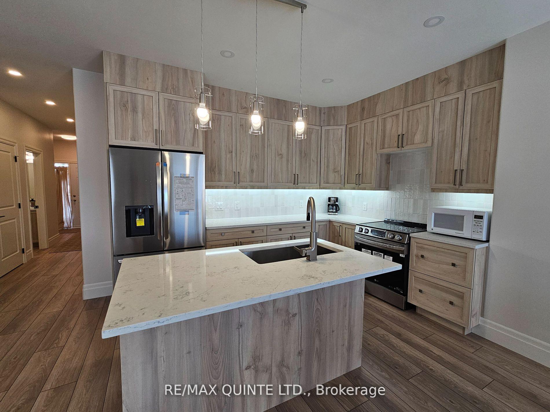 Photo 5 of 217 Beasley Crescent, Prince Edward County, Hallowell Ward — HOMEH