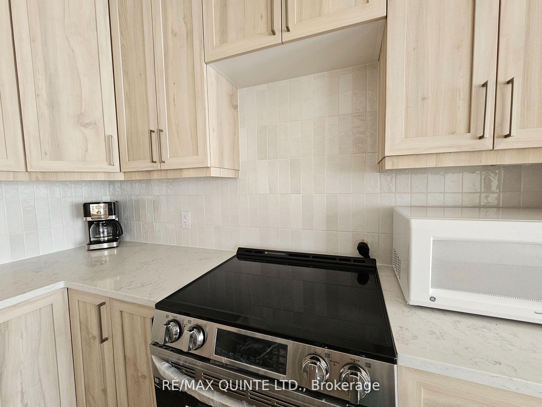Photo 7 of 217 Beasley Crescent, Prince Edward County, Hallowell Ward — HOMEH