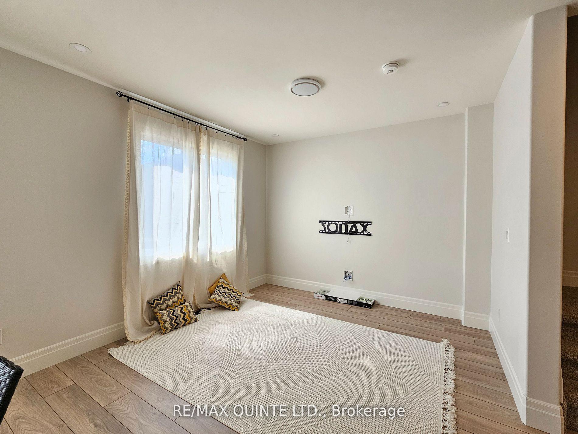 Photo 8 of 217 Beasley Crescent, Prince Edward County, Hallowell Ward — HOMEH