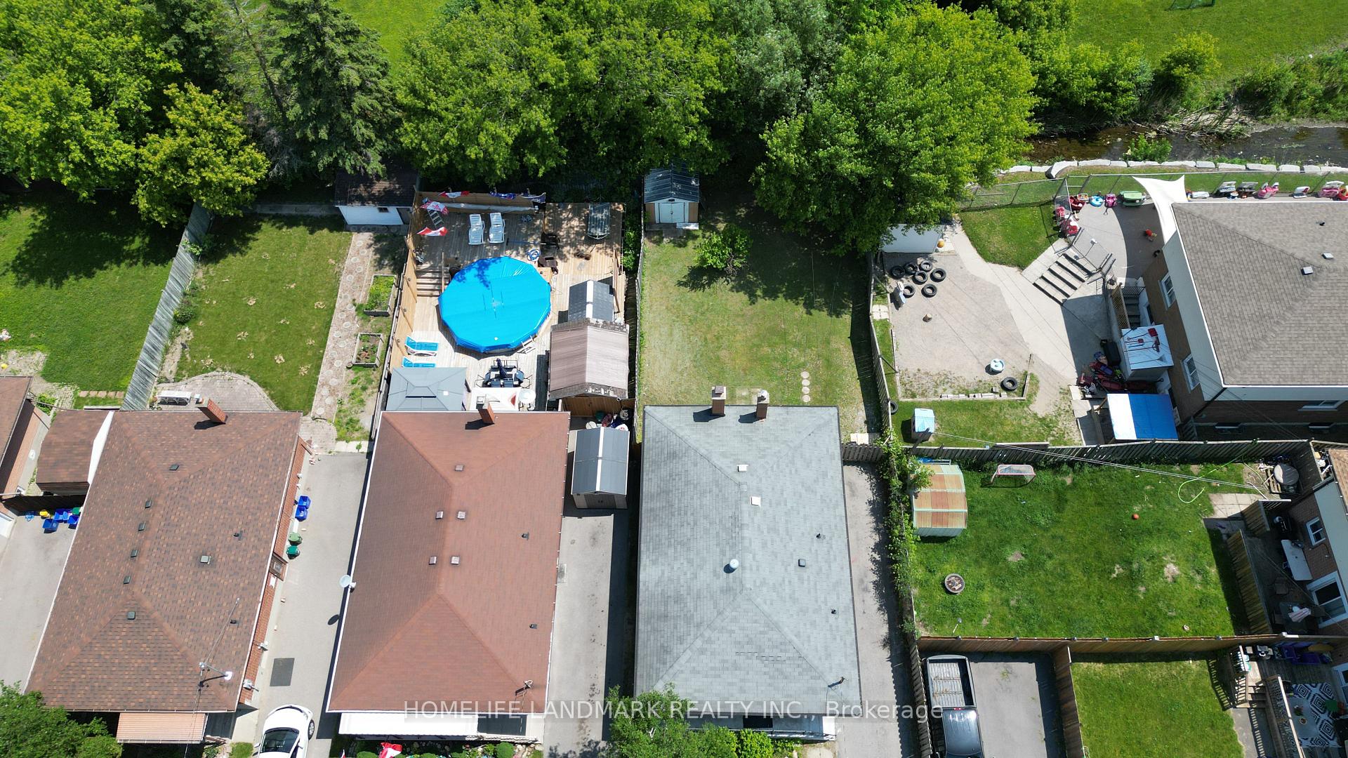 Photo 9 of 139 Cabot Street, Oshawa, Vanier — HOMEH