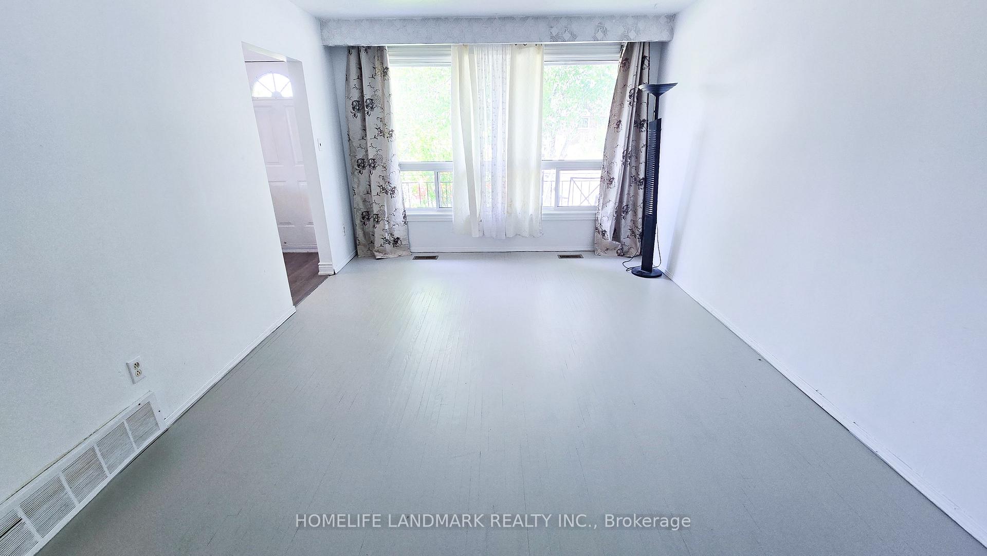 Photo 14 of 139 Cabot Street, Oshawa, Vanier — HOMEH