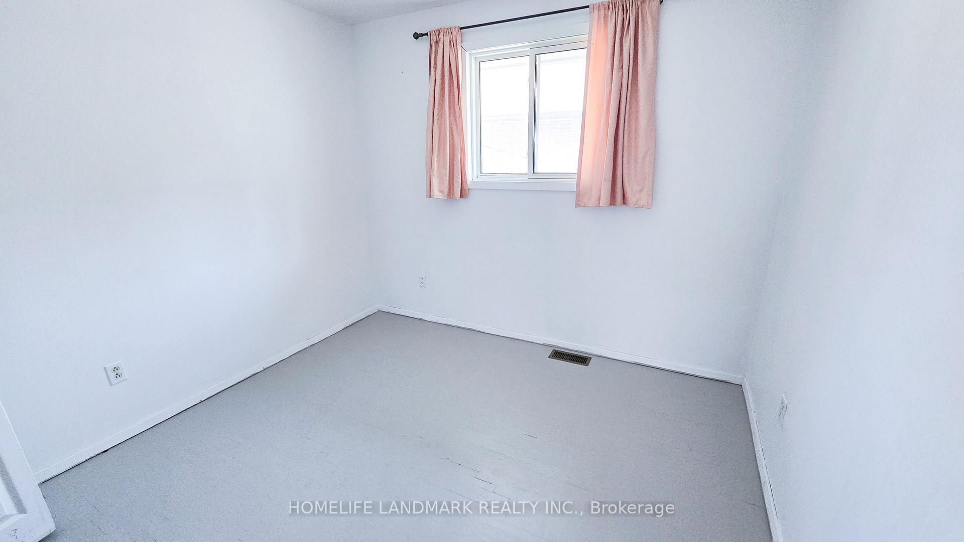 Photo 26 of 139 Cabot Street, Oshawa, Vanier — HOMEH