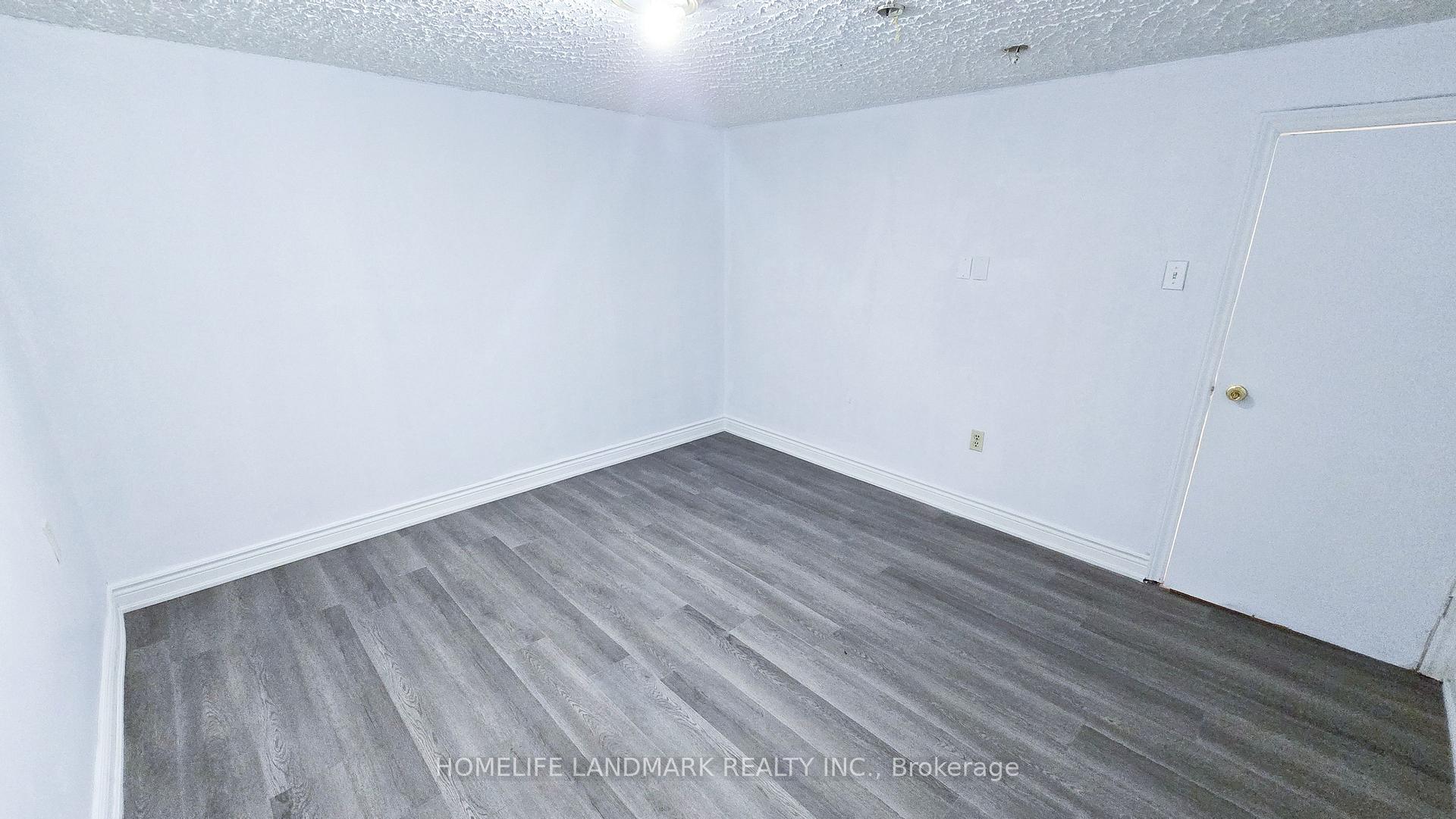 Photo 40 of 139 Cabot Street, Oshawa, Vanier — HOMEH