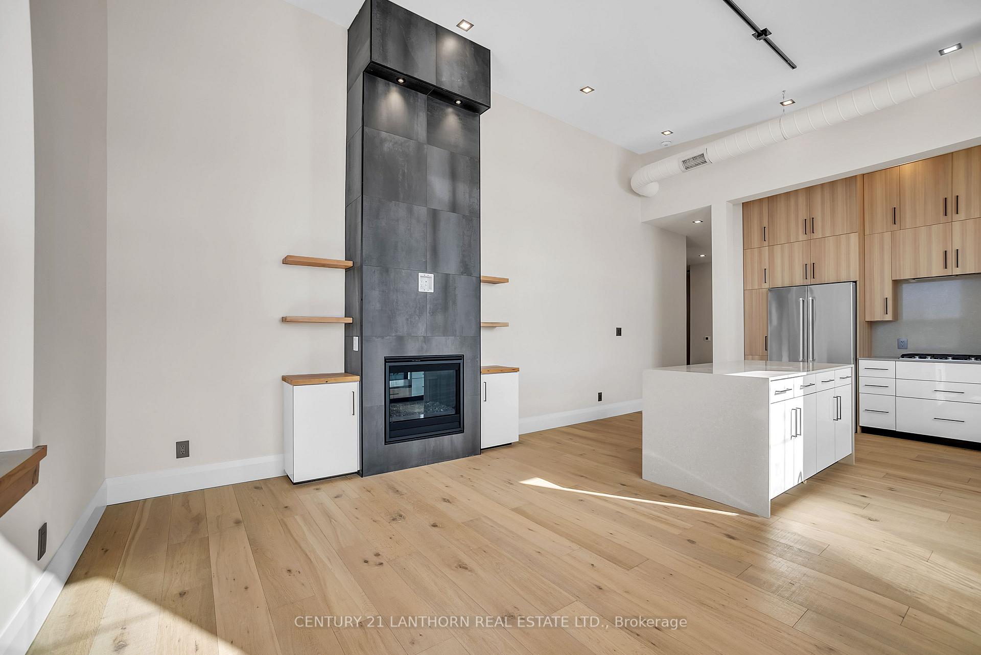 Photo 12 of Unit Unit # 3, 38 Front Street, Quinte West, Trenton Ward — HOMEH