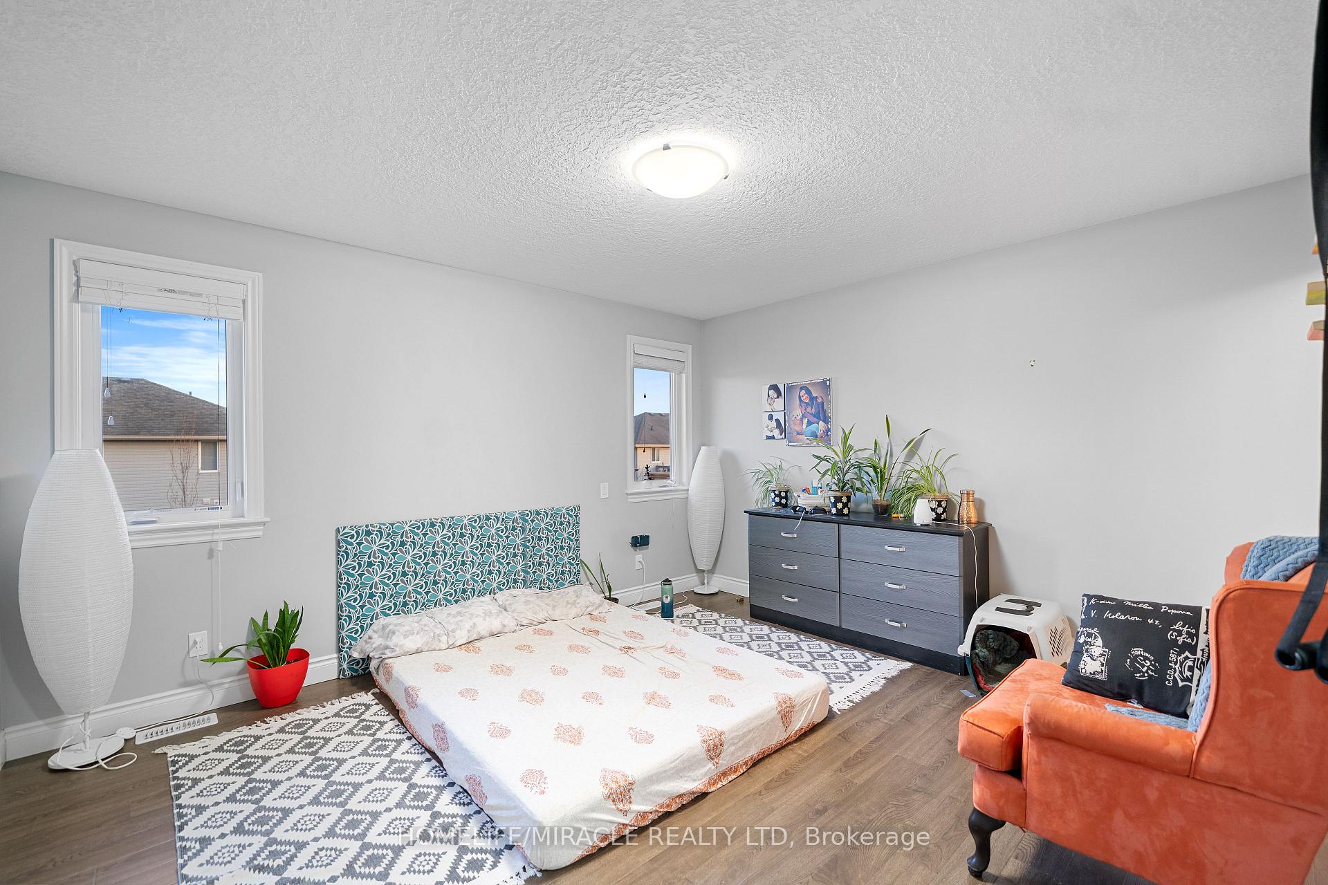 Photo 14 of 46 Freedom Crescent, Quinte West, Sidney Ward — HOMEH