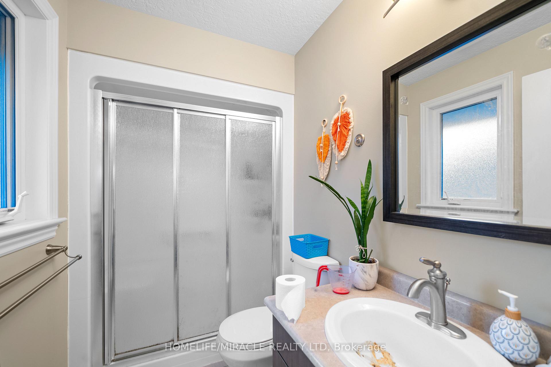 Photo 16 of 46 Freedom Crescent, Quinte West, Sidney Ward — HOMEH
