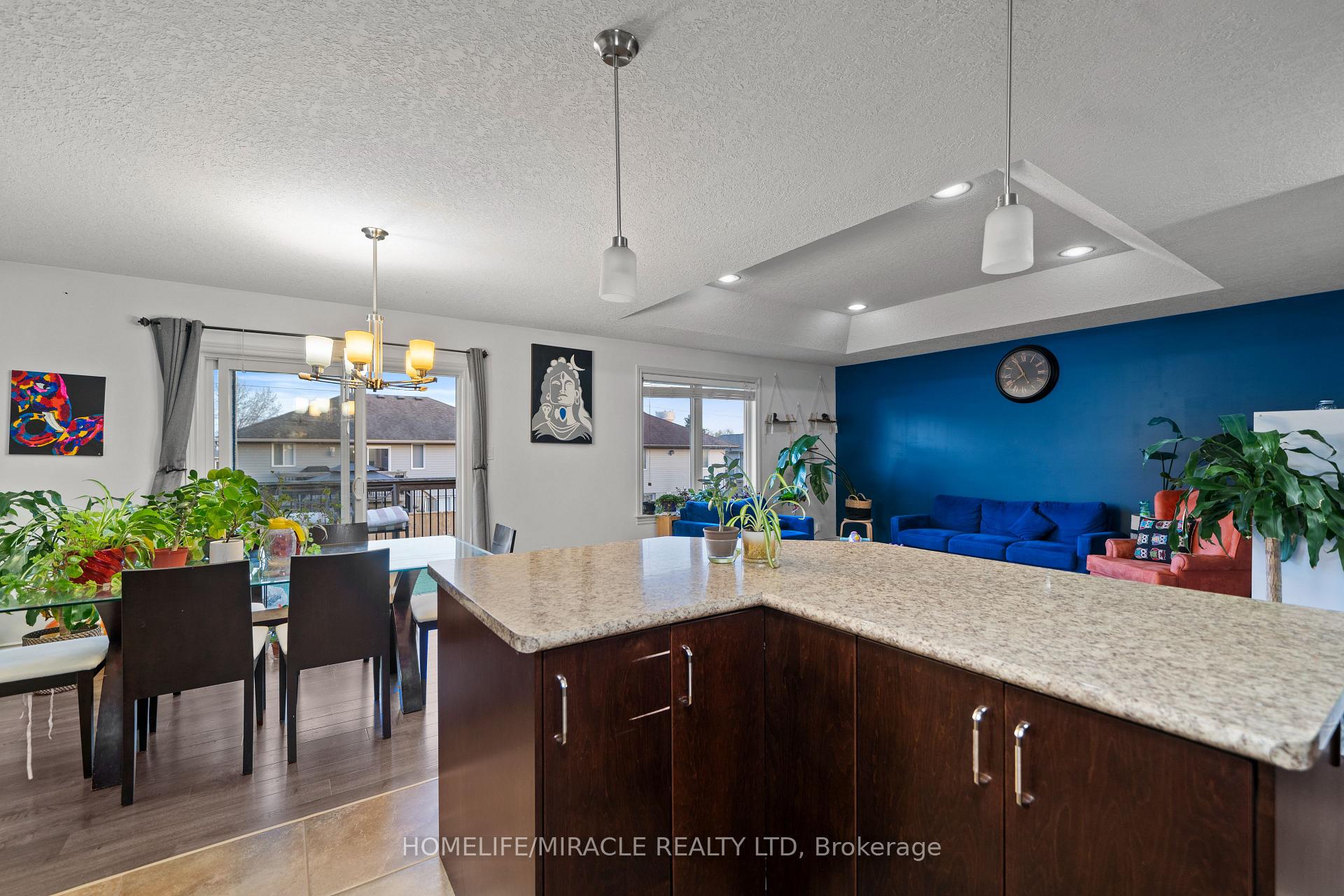 Photo 19 of 46 Freedom Crescent, Quinte West, Sidney Ward — HOMEH
