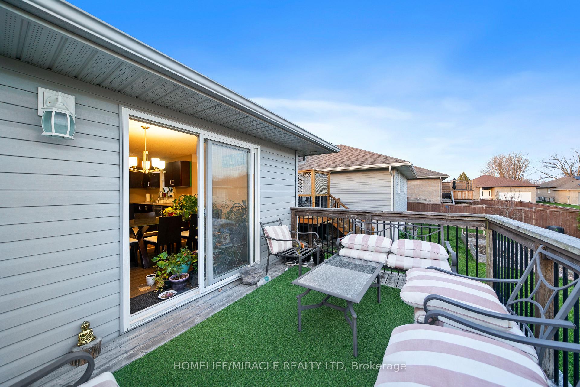 Photo 29 of 46 Freedom Crescent, Quinte West, Sidney Ward — HOMEH