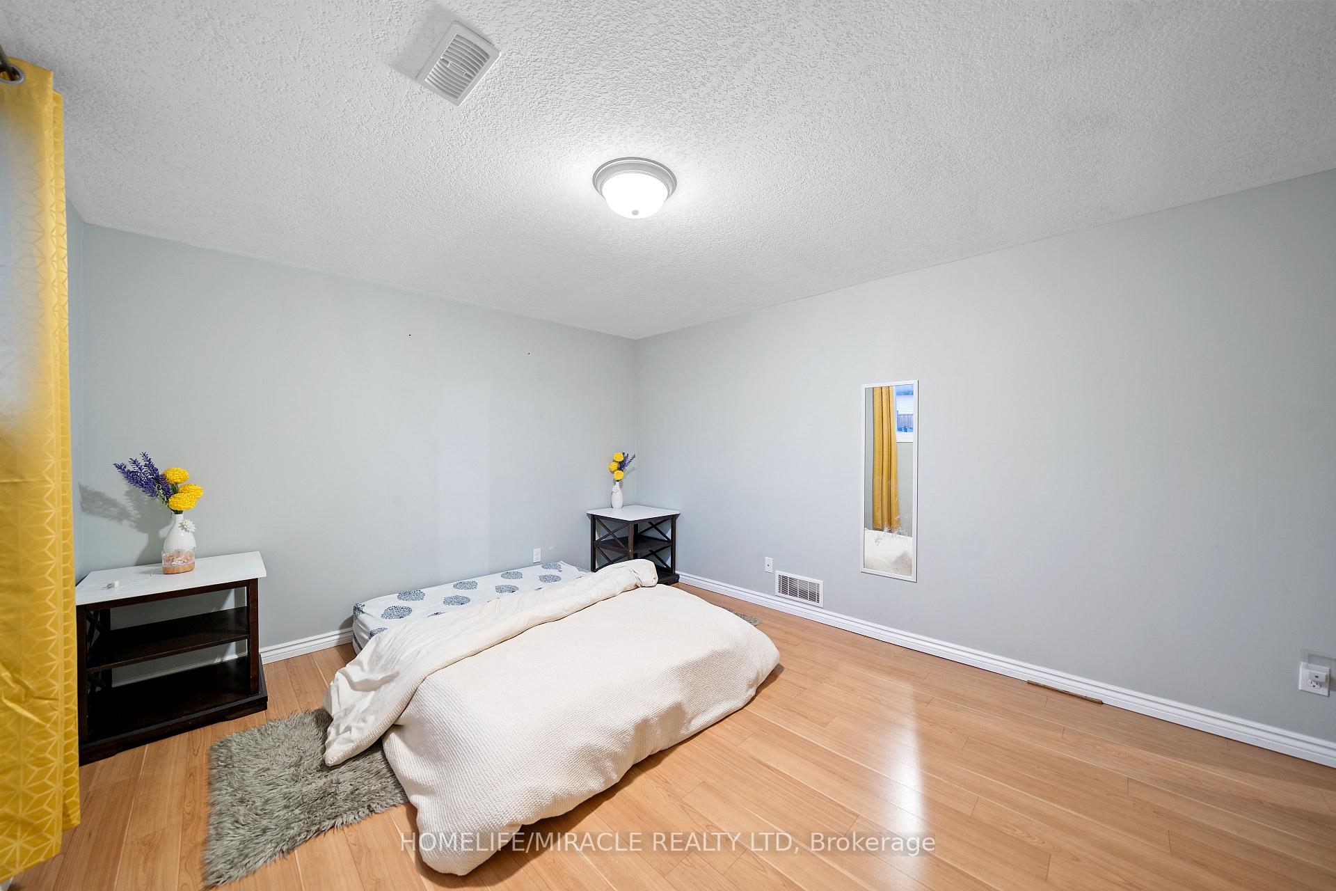 Photo 35 of 46 Freedom Crescent, Quinte West, Sidney Ward — HOMEH