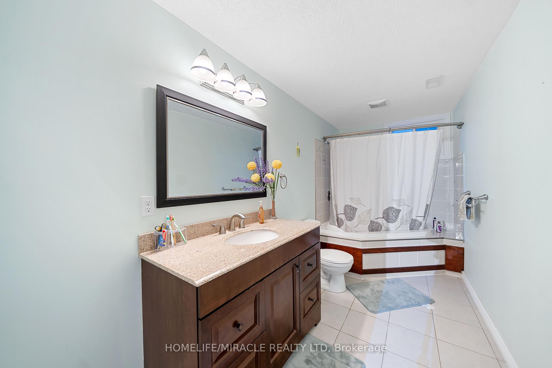 Photo 37 of 46 Freedom Crescent, Quinte West, Sidney Ward — HOMEH