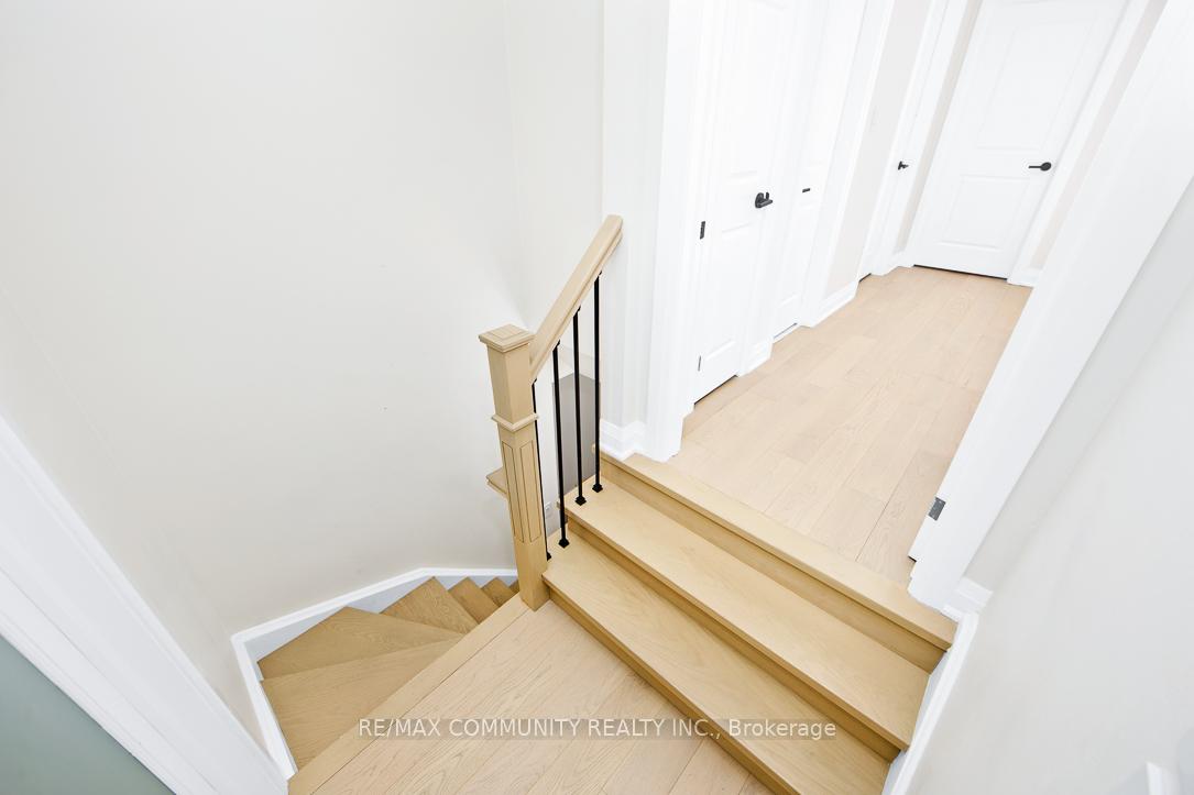 Photo 14 of 960 Mountcastle Crescent, Pickering, Liverpool — HOMEH
