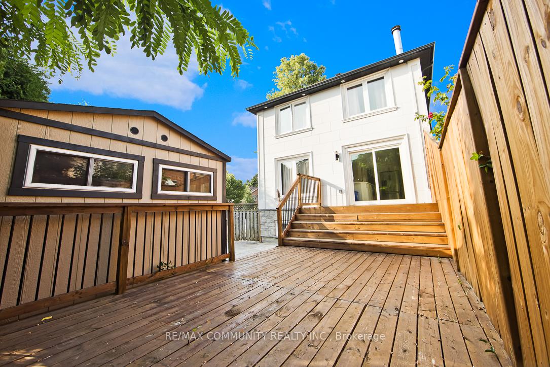 Photo 25 of 960 Mountcastle Crescent, Pickering, Liverpool — HOMEH