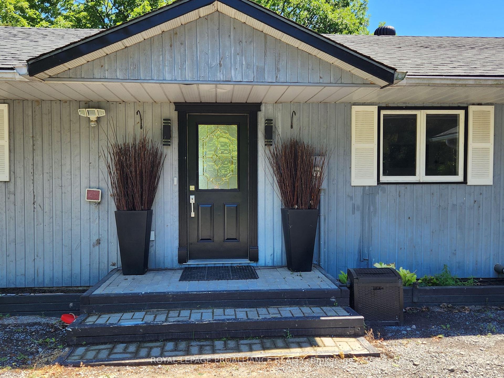 Photo 4 of 60 Island Road, Prince Edward County, Hallowell Ward — HOMEH