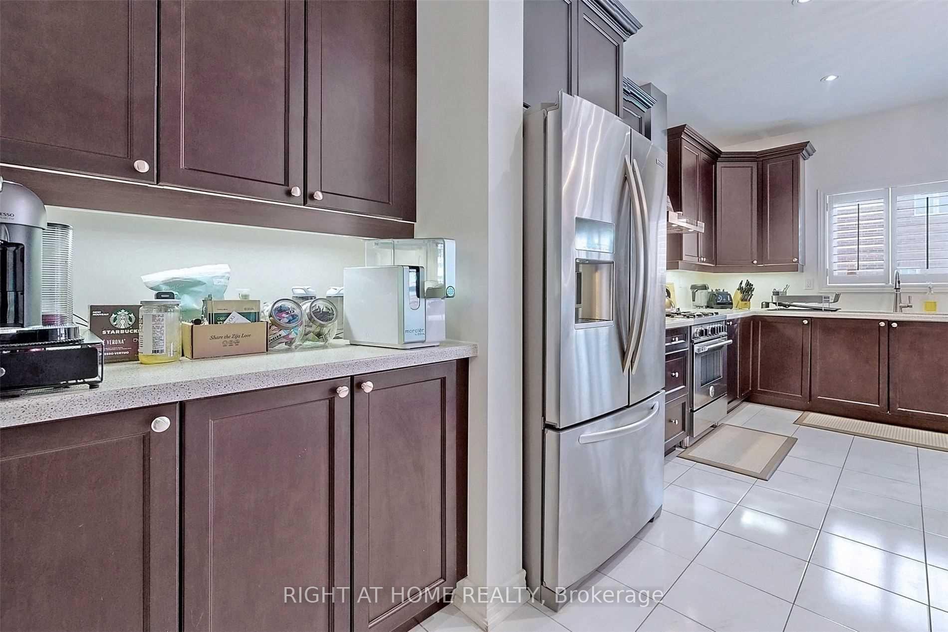 Photo 15 of 2032 Hunking Drive, Oshawa, Taunton — HOMEH