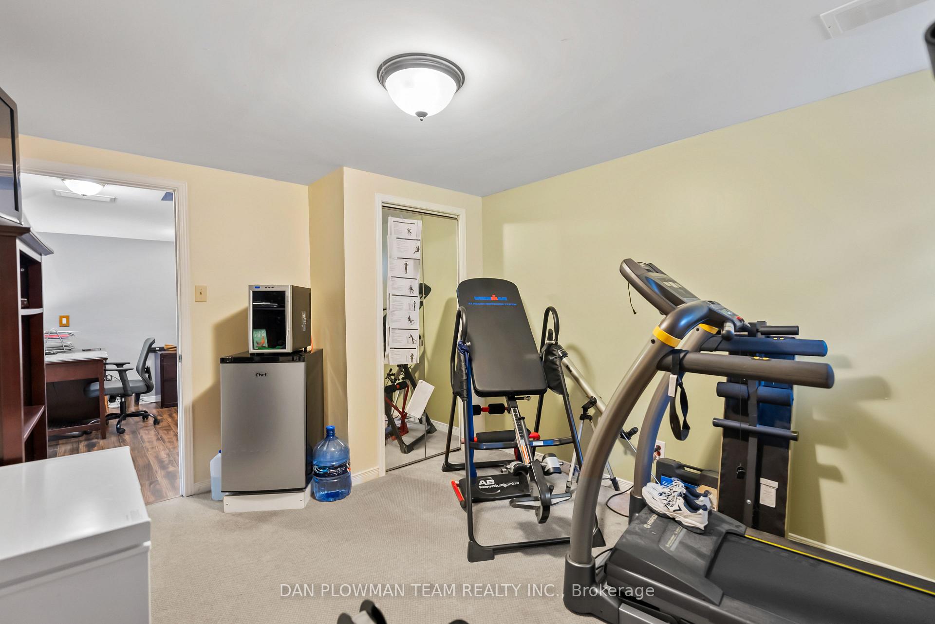 Photo 15 of 1509 Connery Crescent, Oshawa, Lakeview — HOMEH