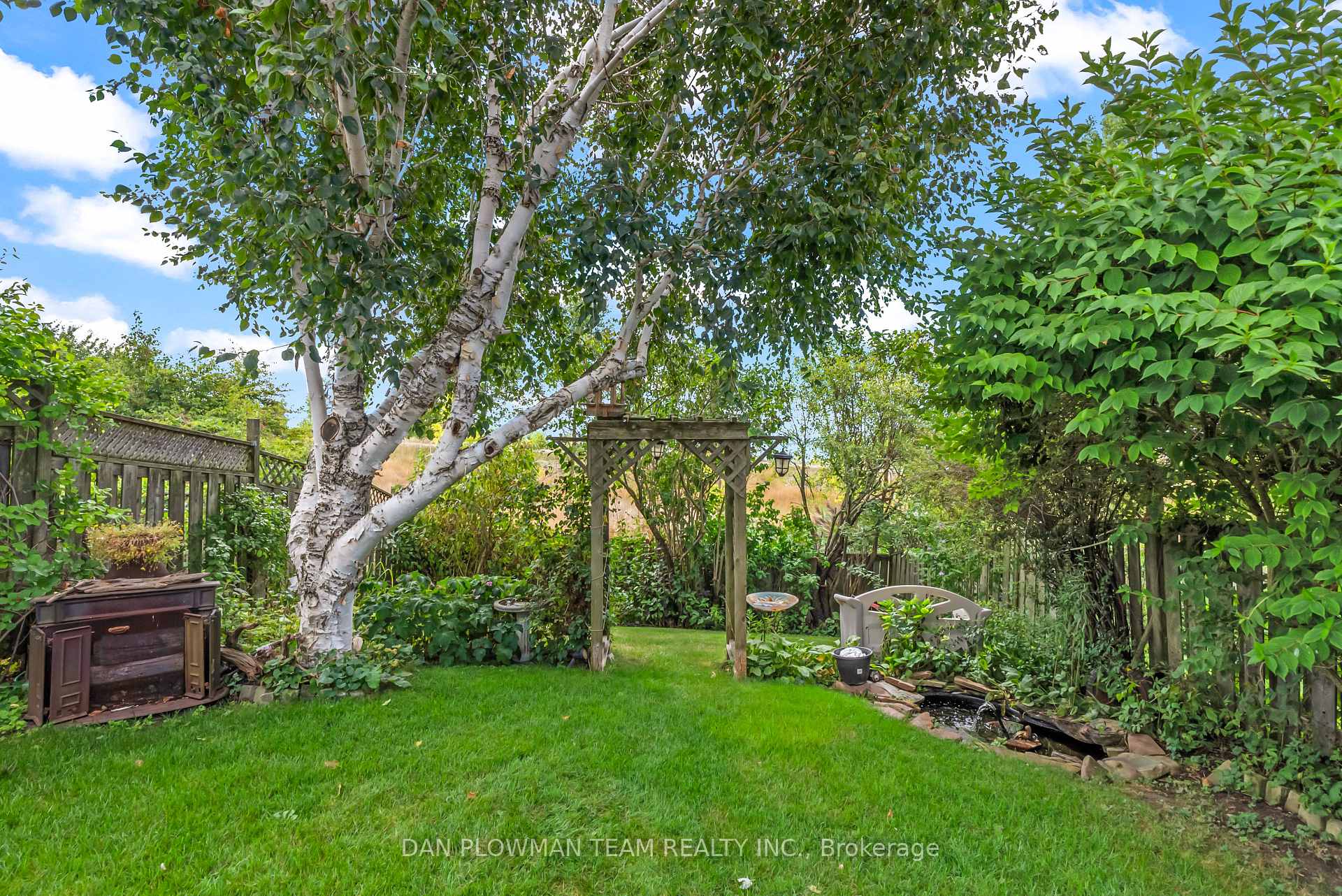 Photo 21 of 1509 Connery Crescent, Oshawa, Lakeview — HOMEH