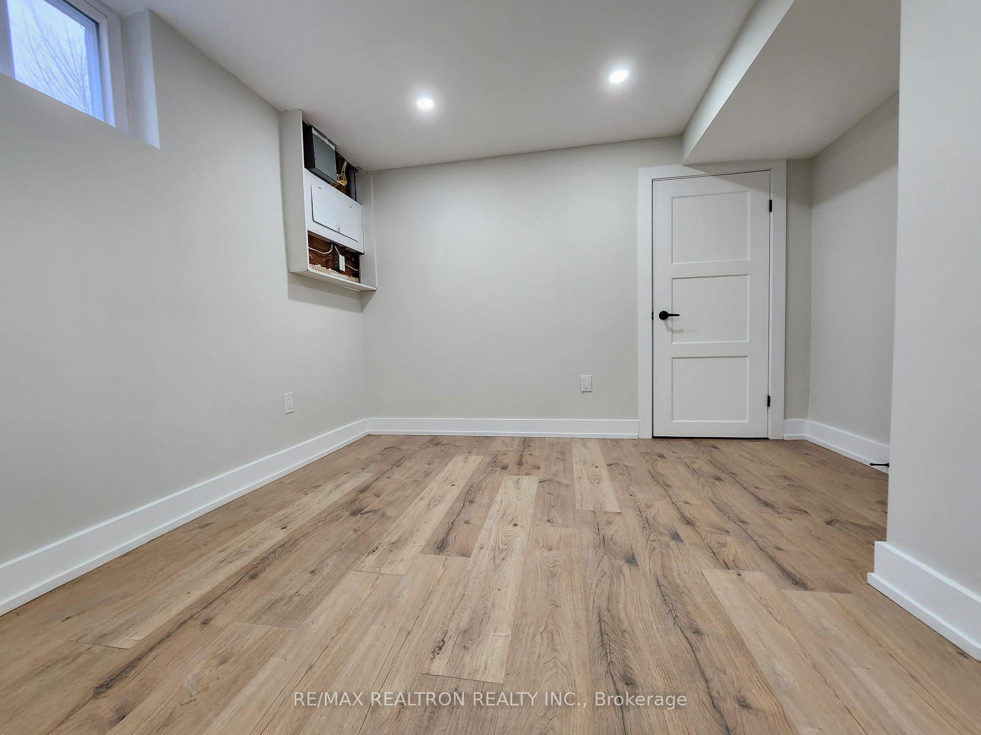 Front of Unit Basement, 439 Woodcrest Avenue
