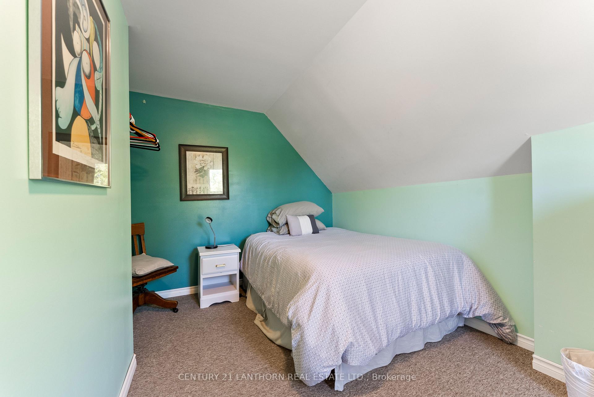 Photo 16 of 43 Stanley Street, Prince Edward County, Bloomfield Ward — HOMEH