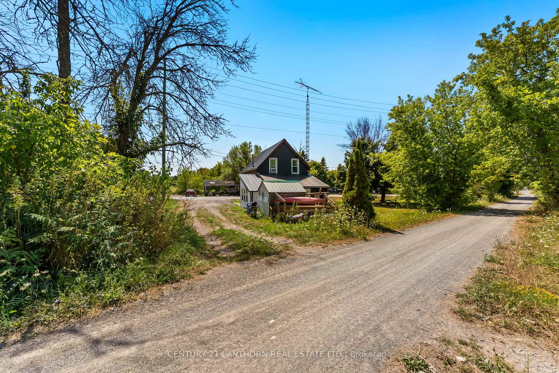 Photo 22 of 43 Stanley Street, Prince Edward County, Bloomfield Ward — HOMEH