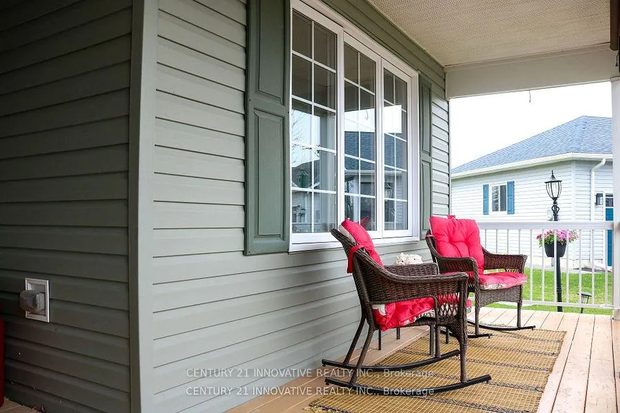 Photo 5 of 15 Ainsworth Drive, Ramara, Atherley — HOMEH