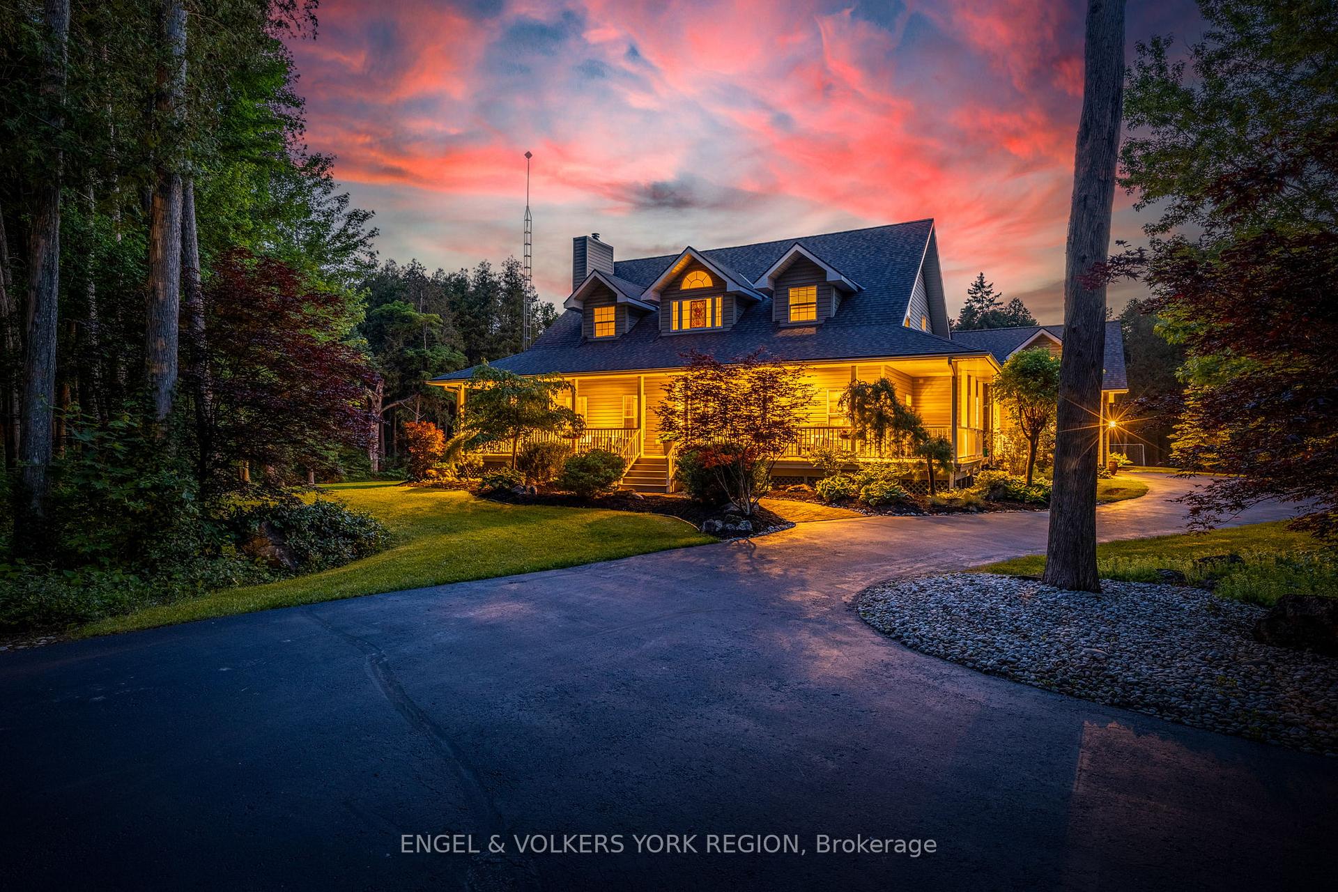 Photo 3 of 5175 Pineridge Drive, Milton, Rural Nassagaweya — HOMEH
