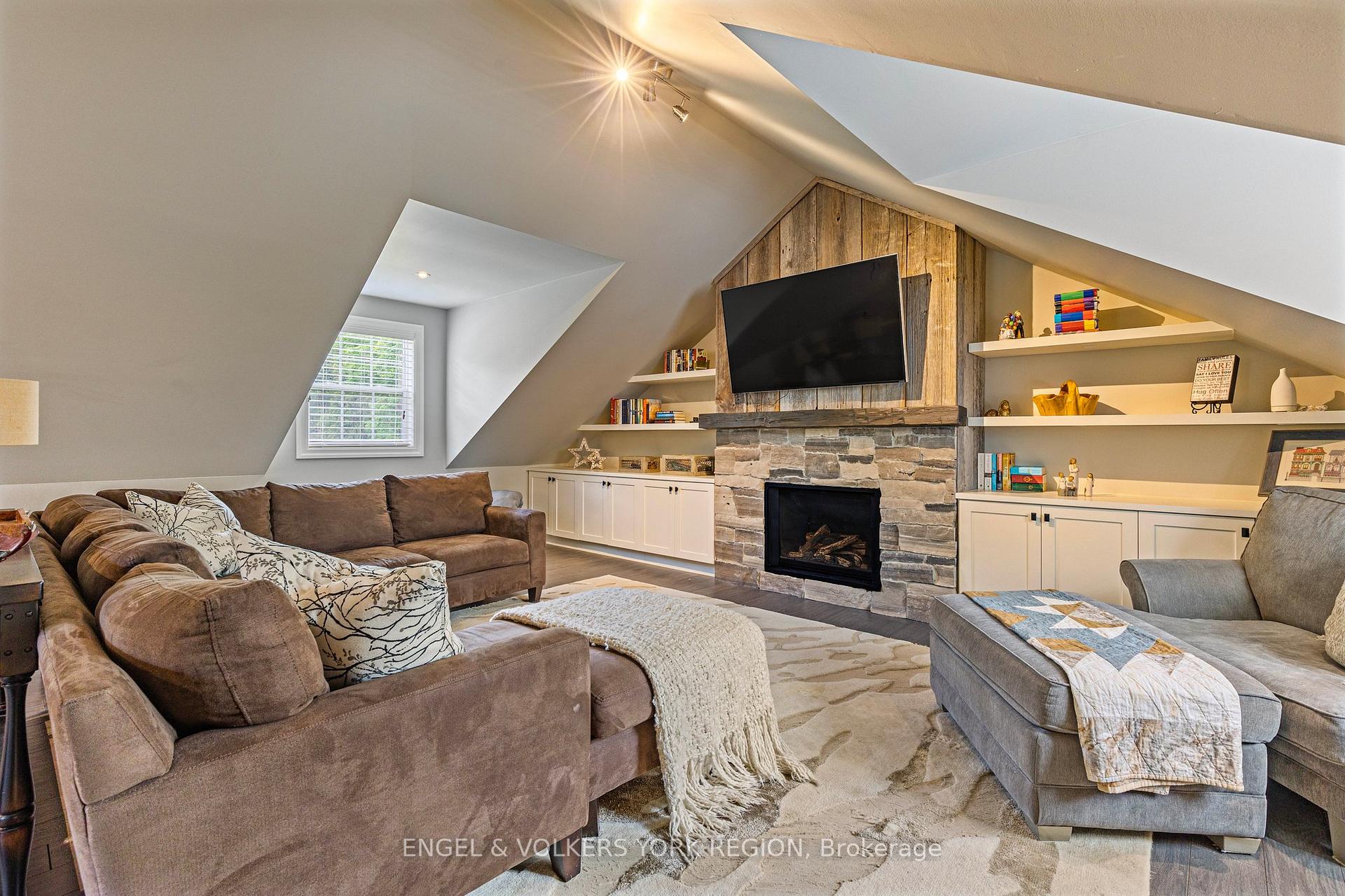Photo 26 of 5175 Pineridge Drive, Milton, Rural Nassagaweya — HOMEH