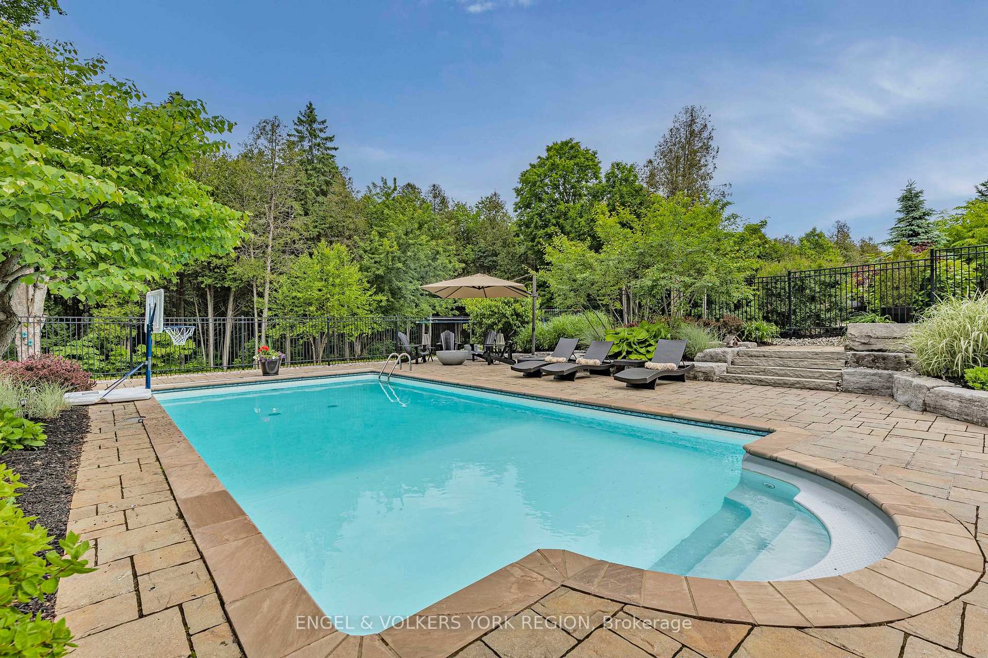 Photo 39 of 5175 Pineridge Drive, Milton, Rural Nassagaweya — HOMEH