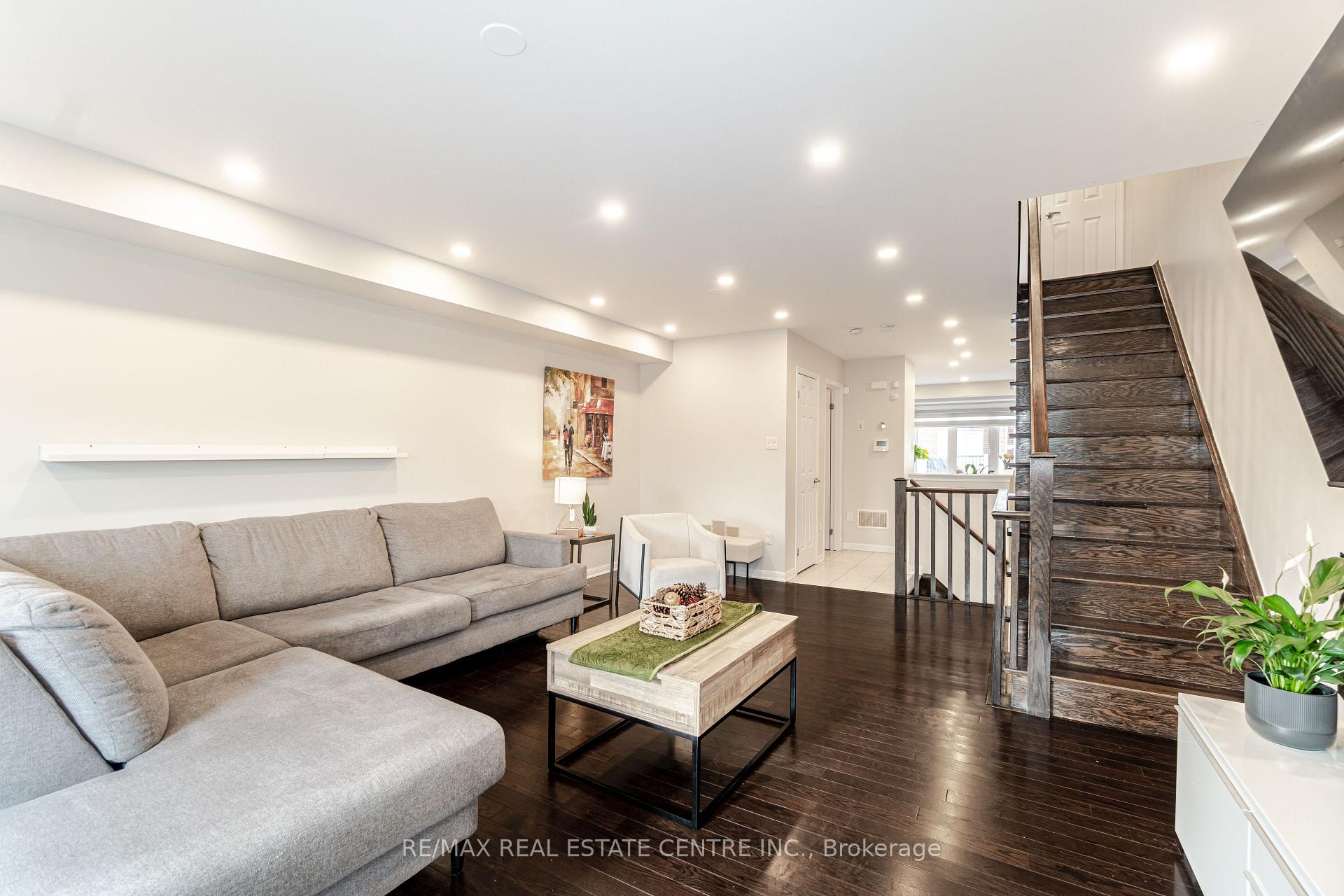 Photo 7 of Unit 60, 6020 derry Road E, Milton, Scott — HOMEH