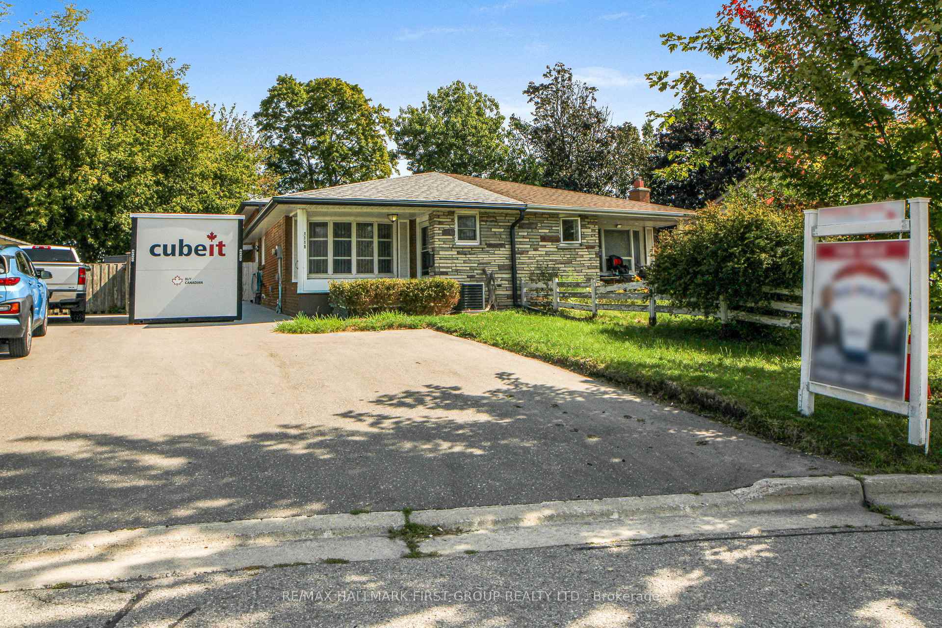 Photo 1 of 1119 Valley Court, Oshawa, Lakeview — HOMEH