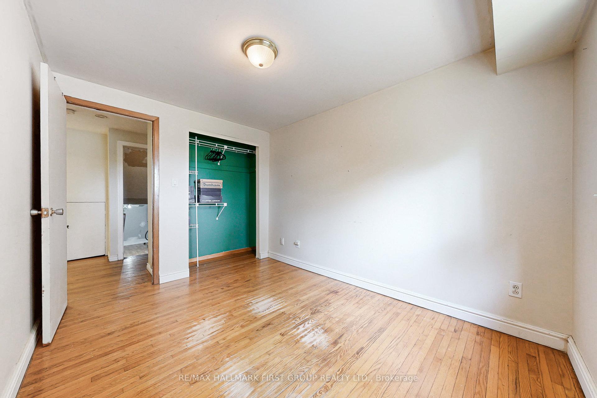 Photo 24 of 1119 Valley Court, Oshawa, Lakeview — HOMEH