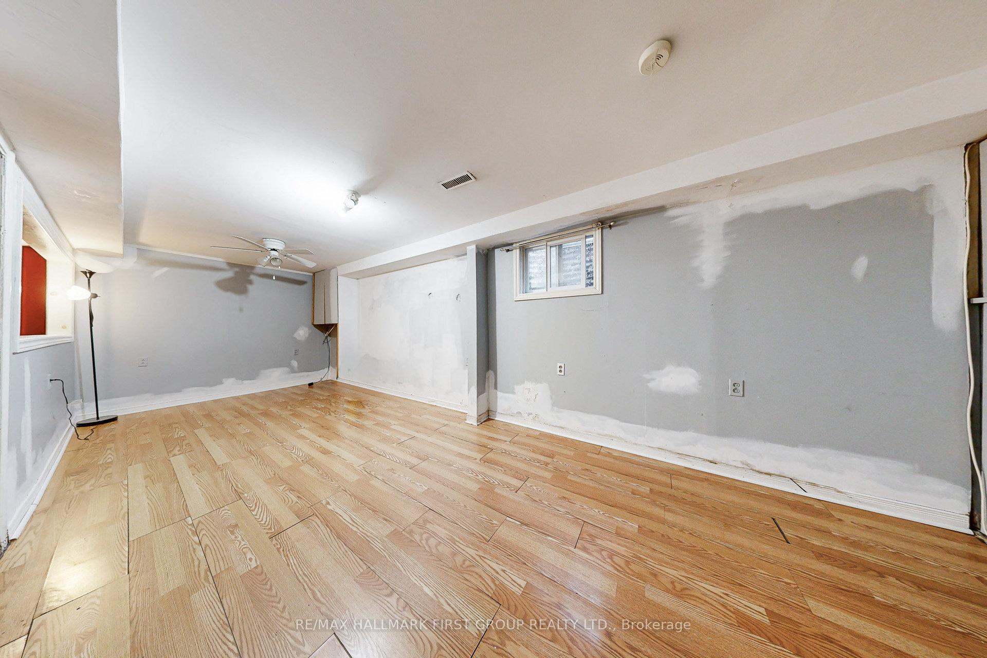 Photo 27 of 1119 Valley Court, Oshawa, Lakeview — HOMEH