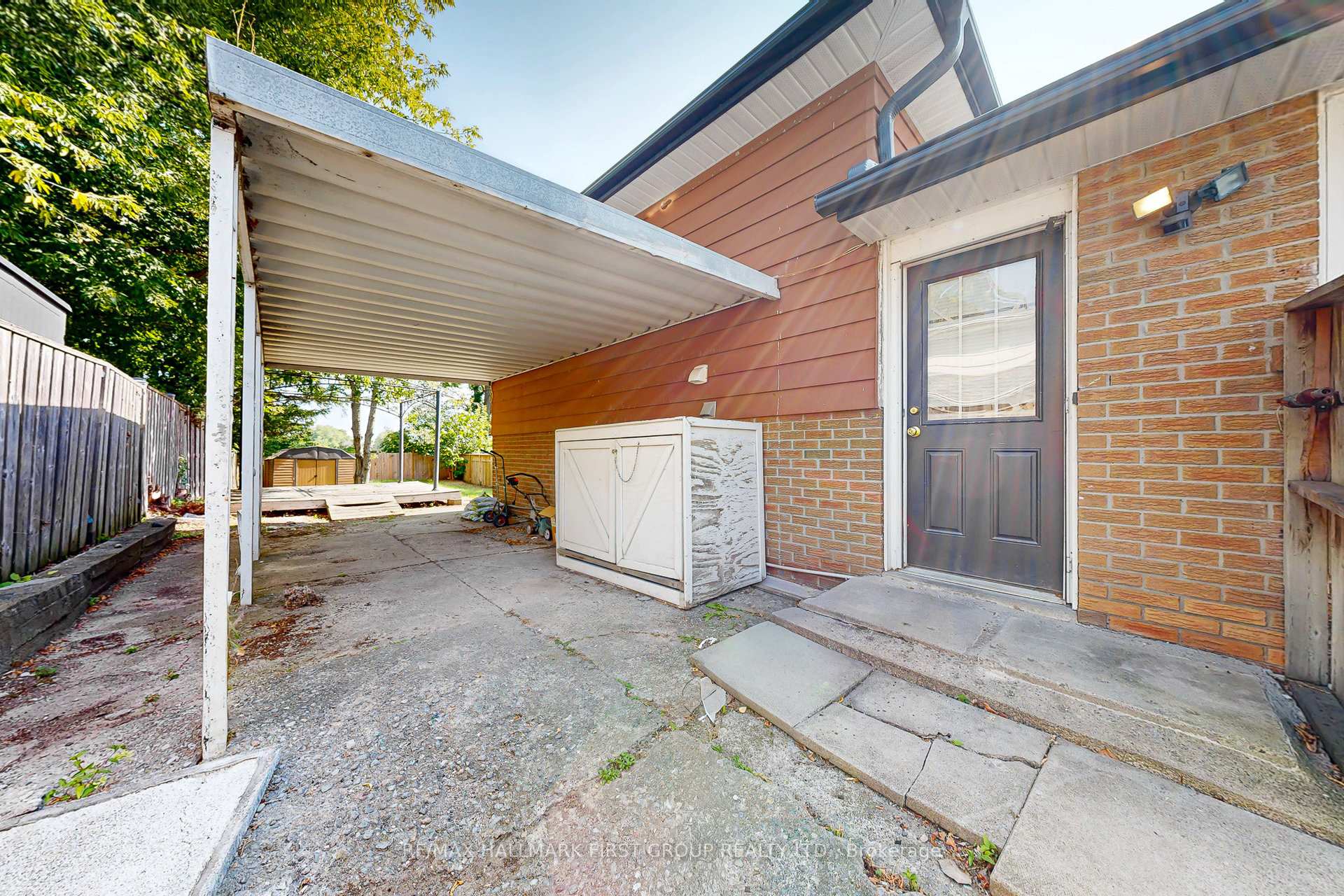 Photo 34 of 1119 Valley Court, Oshawa, Lakeview — HOMEH