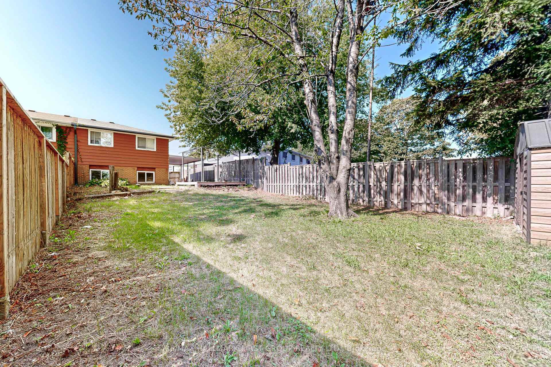 Photo 36 of 1119 Valley Court, Oshawa, Lakeview — HOMEH