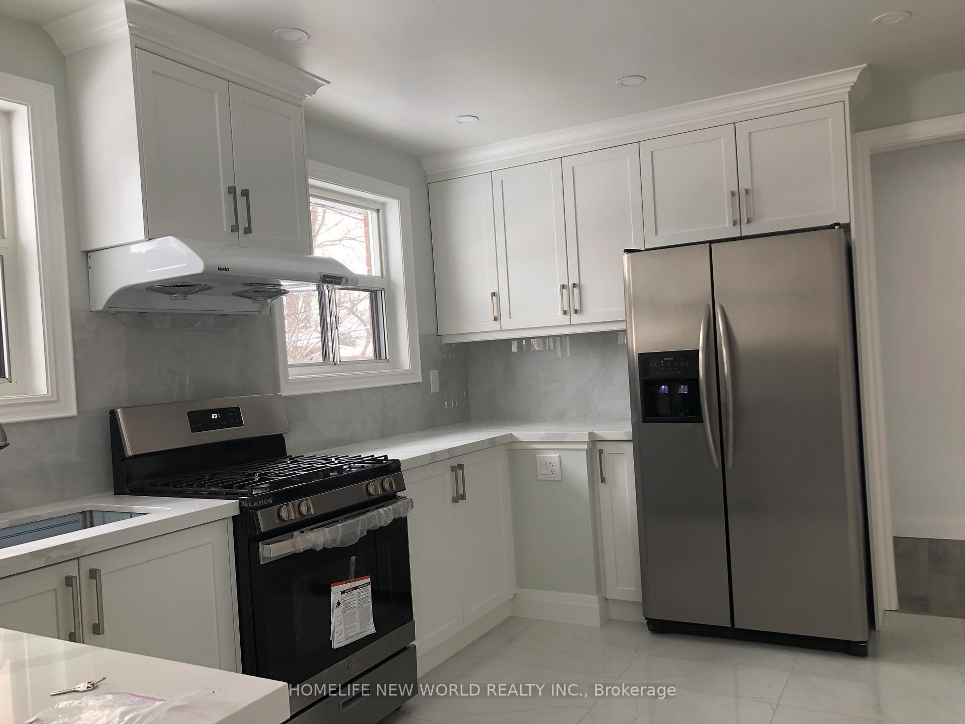 Photo 5 of 925 Reytan Boulevard, Pickering, Bay Ridges — HOMEH