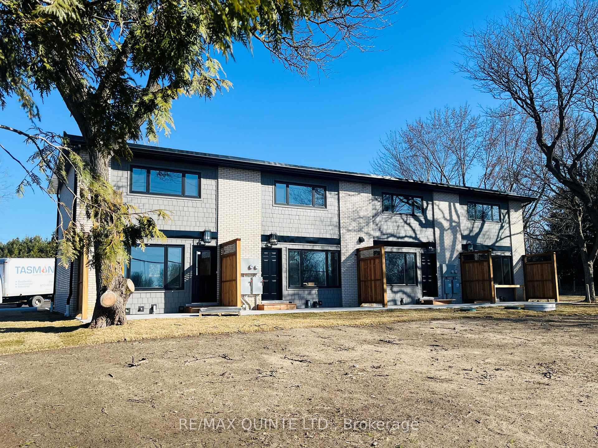 Photo 22 of Unit 4, 865 Old Highway 2, Quinte West, Sidney Ward — HOMEH