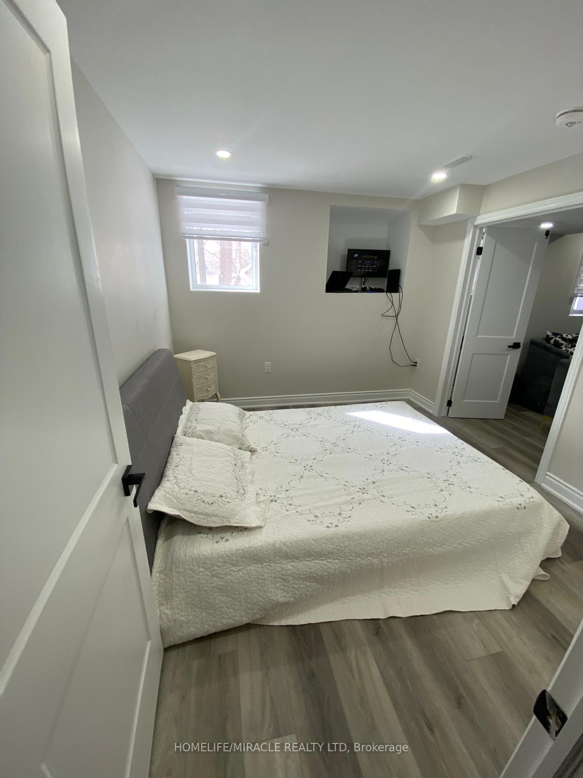 Photo 7 of Unit Bsmt, 694 Tuxford Drive, Milton, Beaty — HOMEH