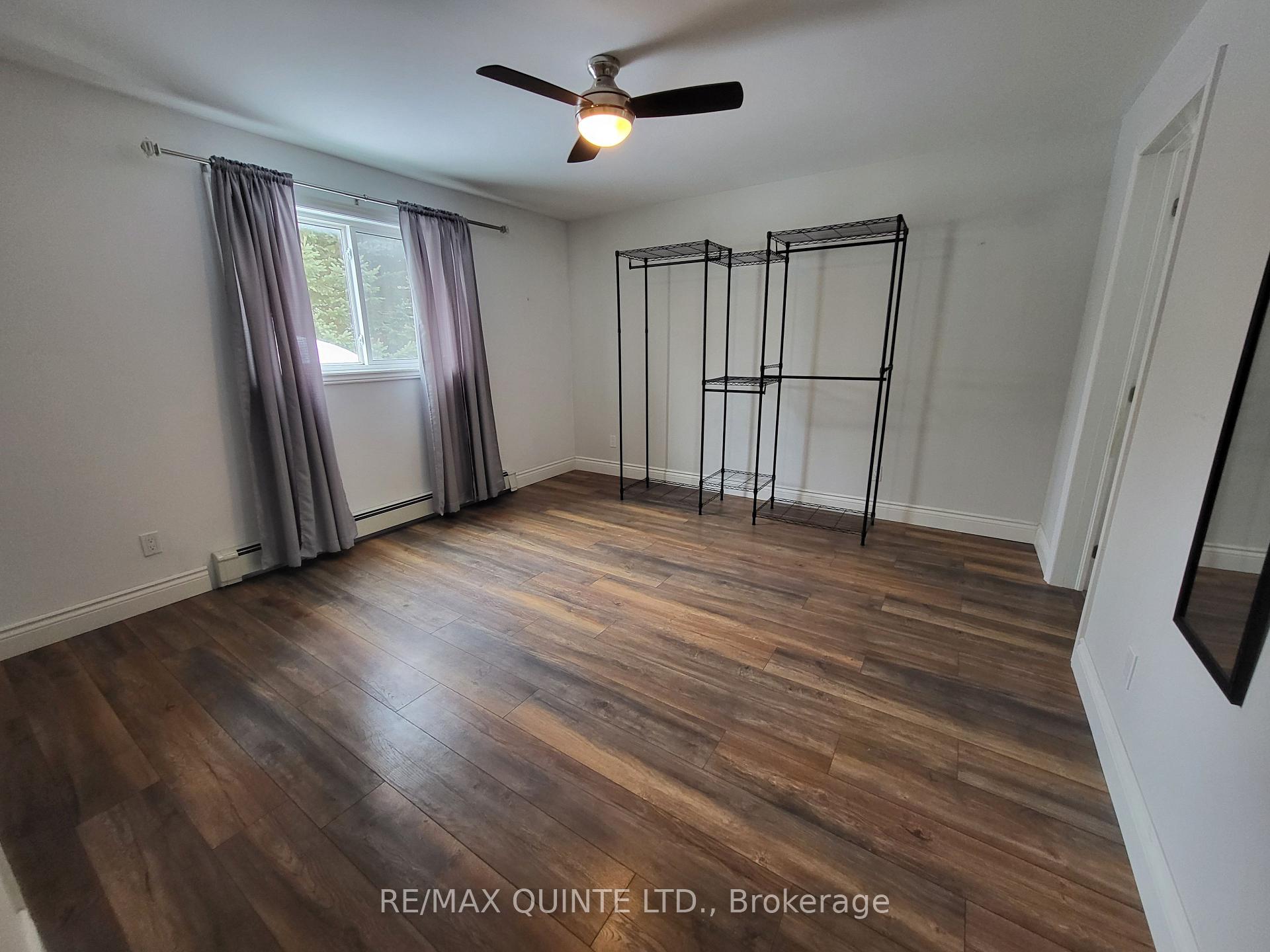 Photo 10 of Unit Upper Unit, 12 Lake Street, Prince Edward County, Picton Ward — HOMEH