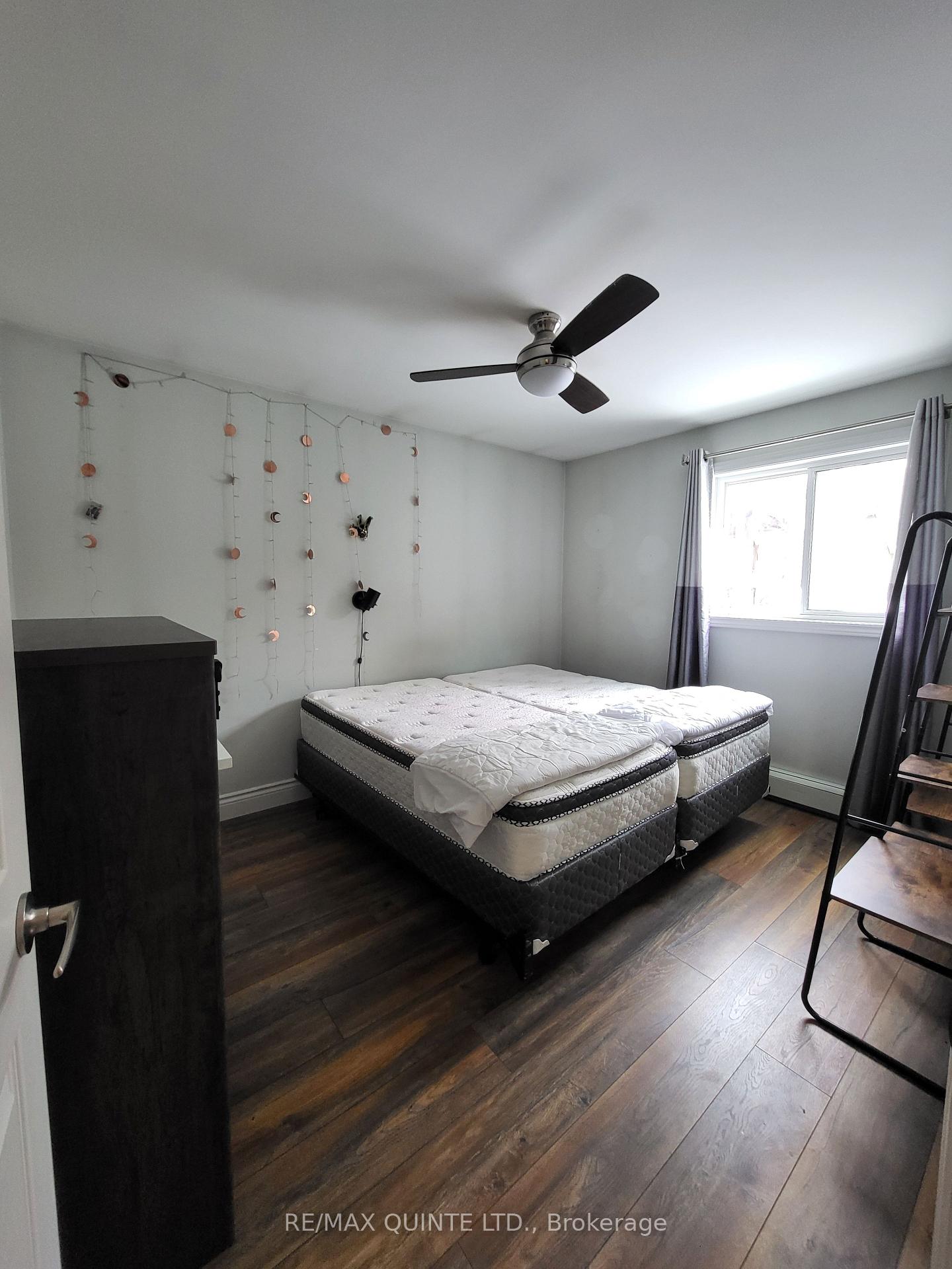 Photo 11 of Unit Upper Unit, 12 Lake Street, Prince Edward County, Picton Ward — HOMEH
