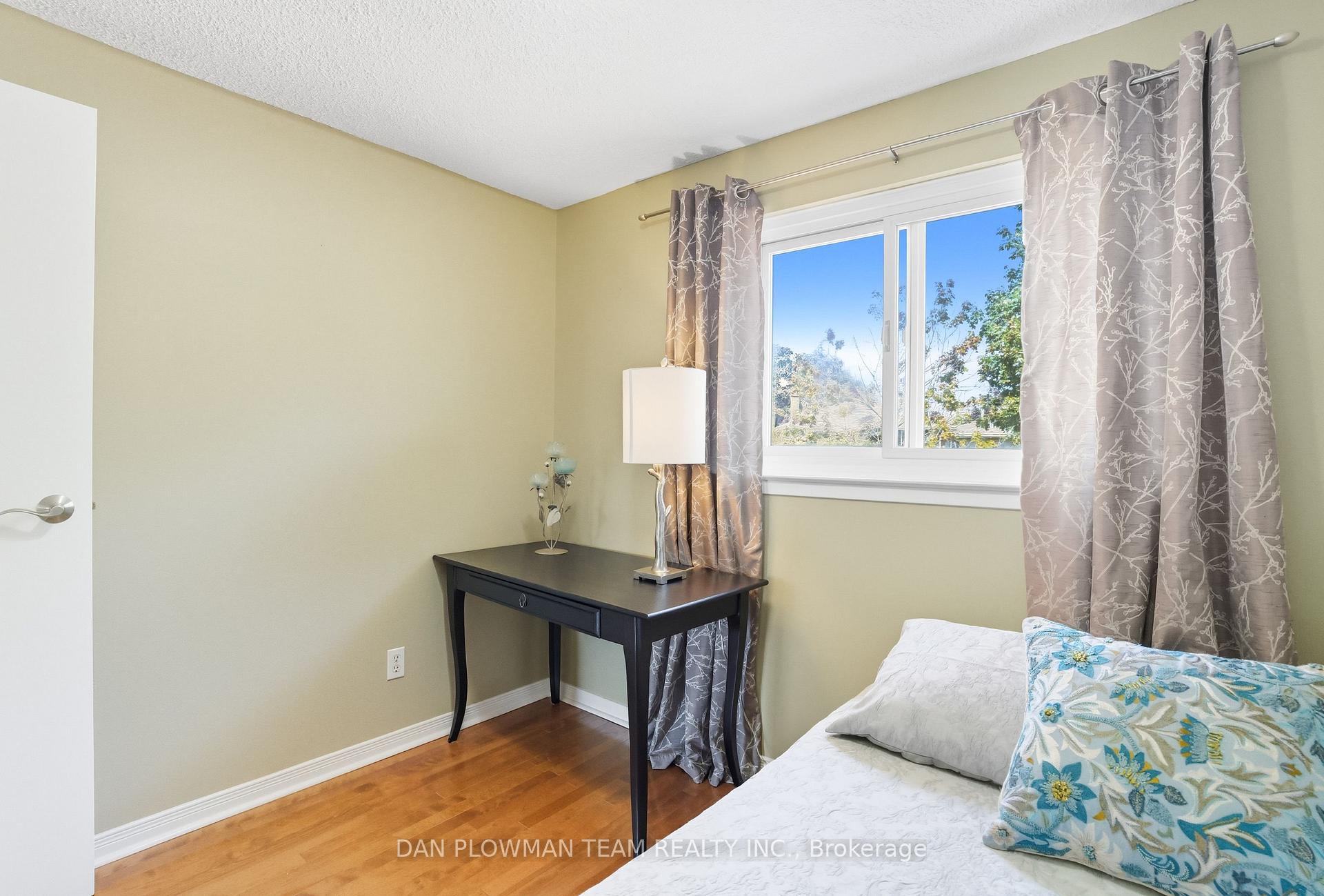 Photo 19 of 296 Phillip Murray Avenue, Oshawa, Lakeview — HOMEH