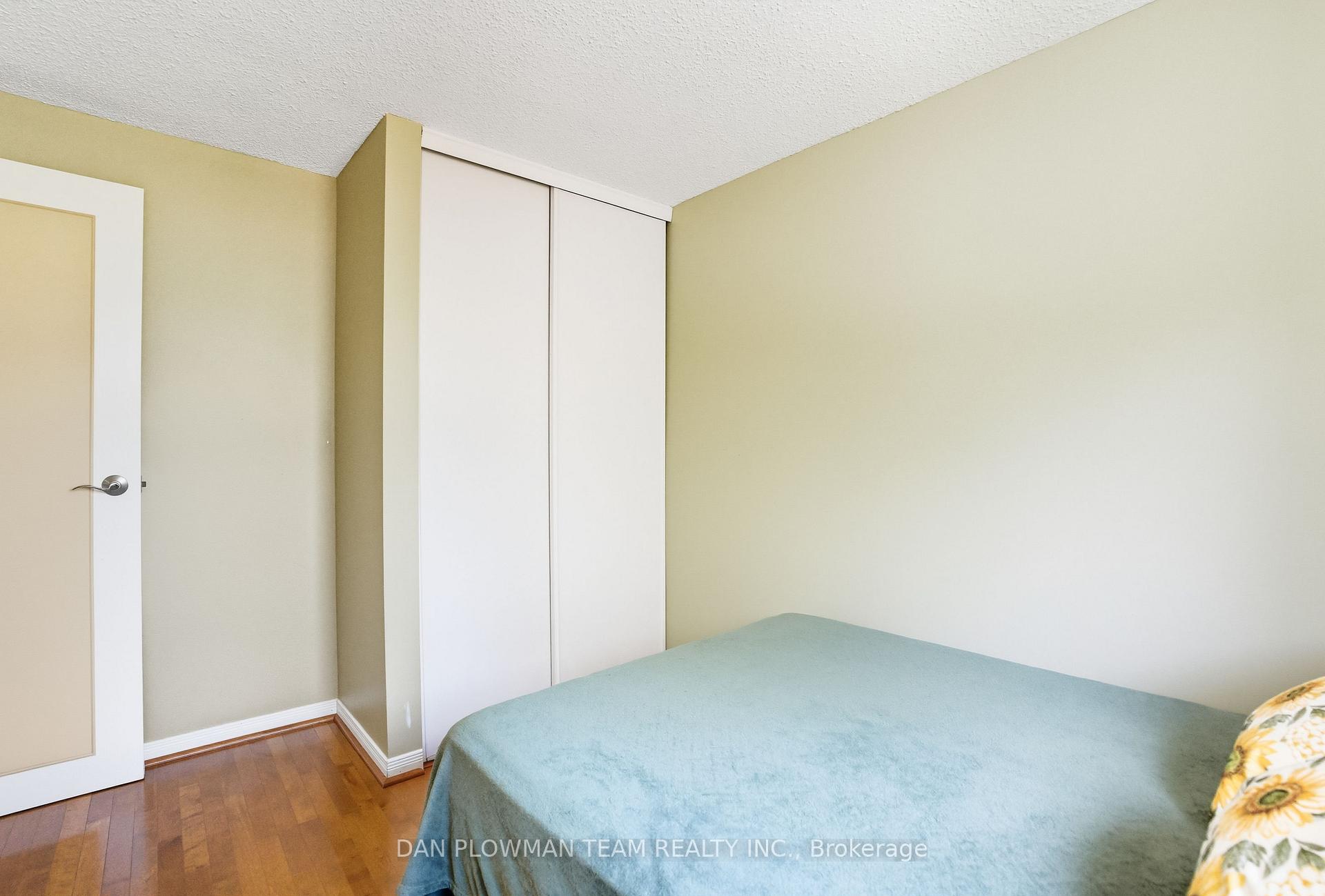 Photo 21 of 296 Phillip Murray Avenue, Oshawa, Lakeview — HOMEH