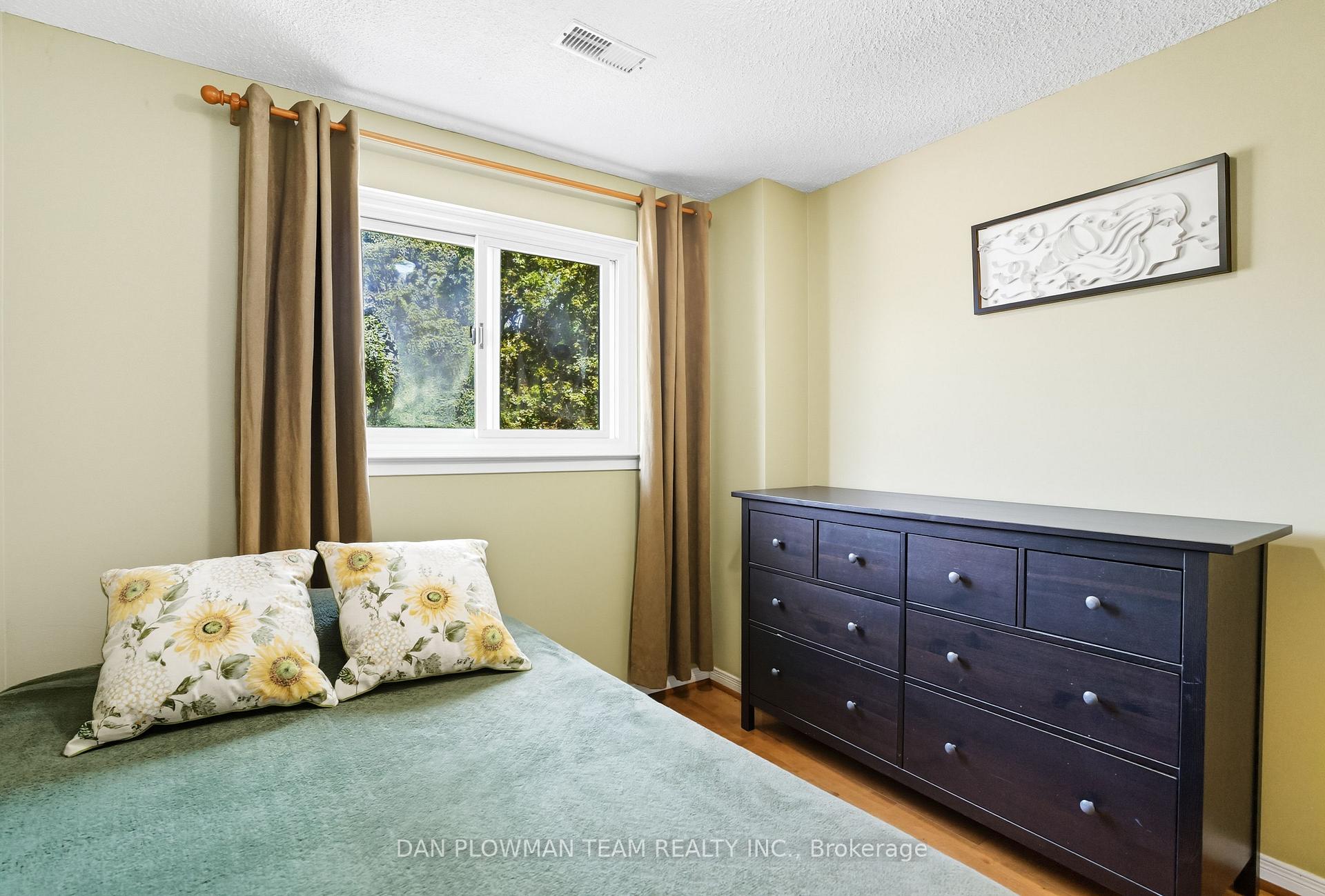 Photo 22 of 296 Phillip Murray Avenue, Oshawa, Lakeview — HOMEH