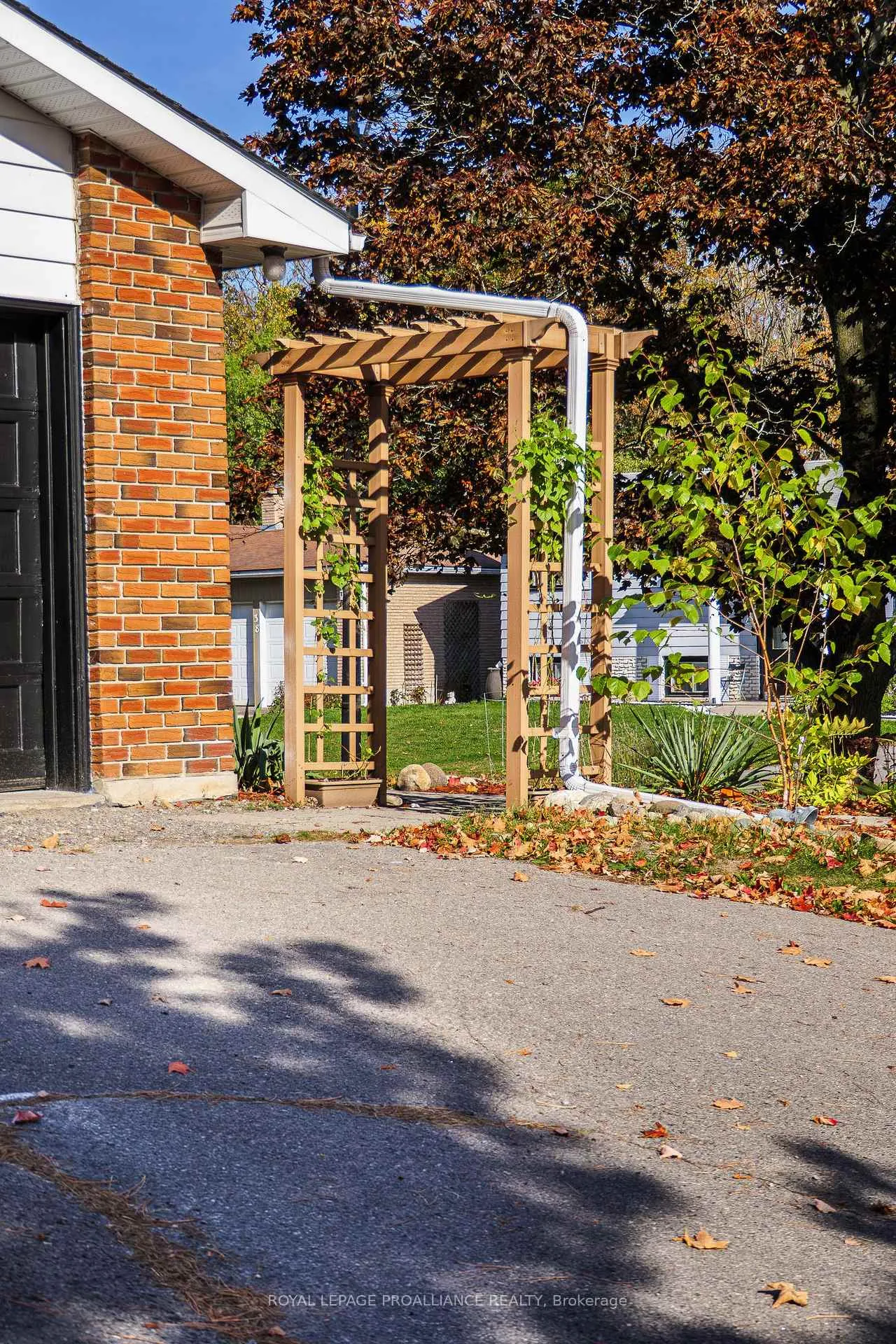 Photo 9 of 39 Parkview Heights, Quinte West, Trenton Ward — HOMEH