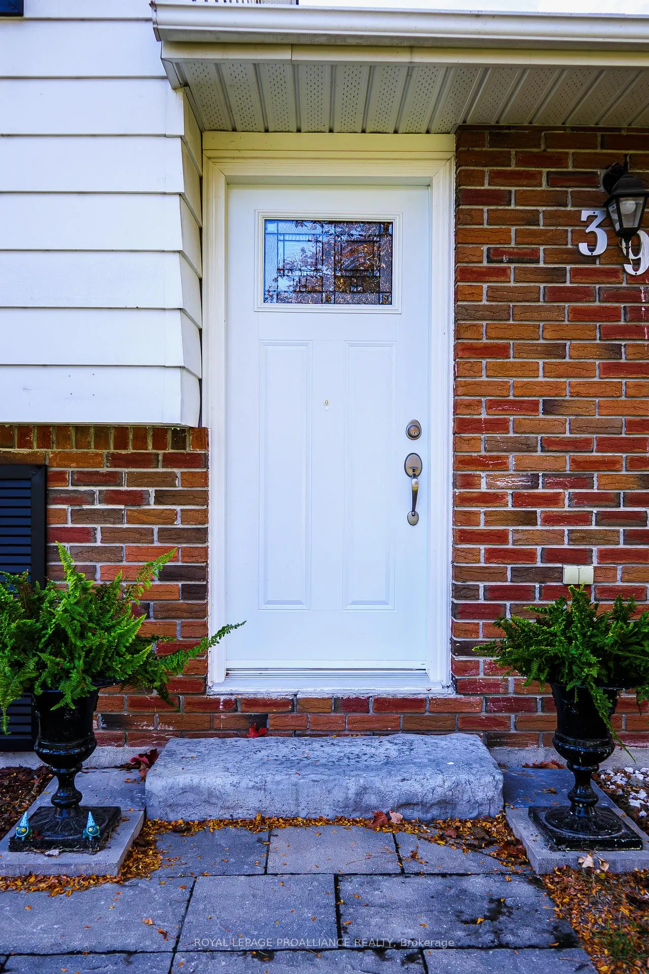 Photo 14 of 39 Parkview Heights, Quinte West, Trenton Ward — HOMEH