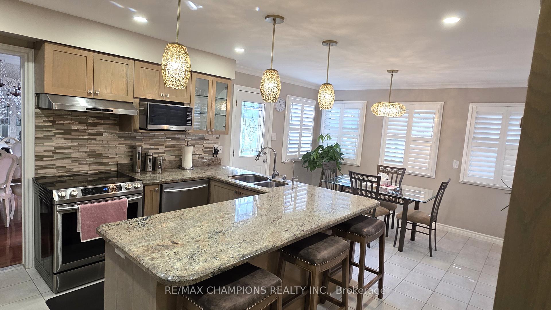 Photo 12 of 1685 Dellbrook Avenue, Pickering, Brock Ridge — HOMEH