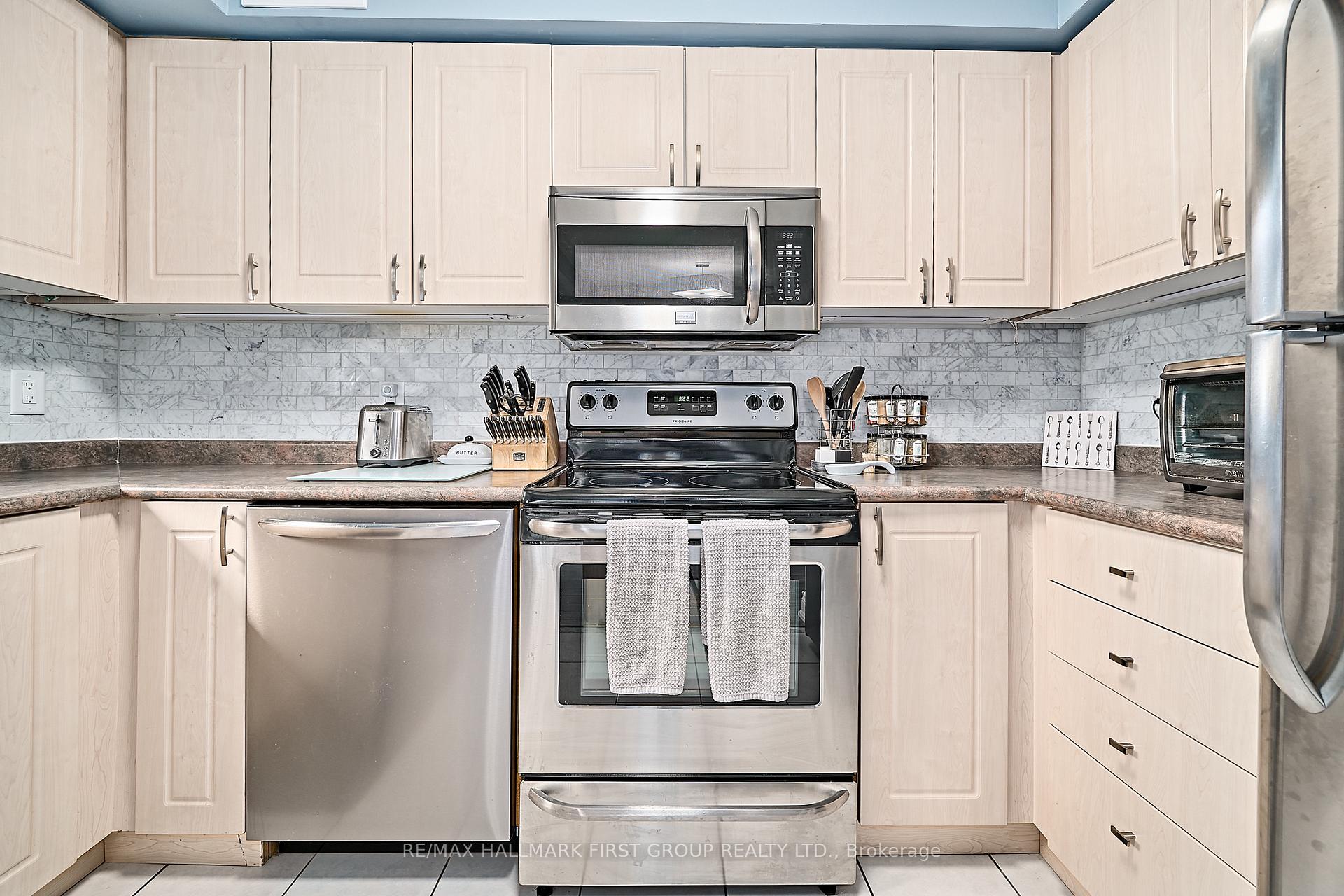 Photo 21 of 1089 Tilbury Street, Oshawa, Farewell — HOMEH